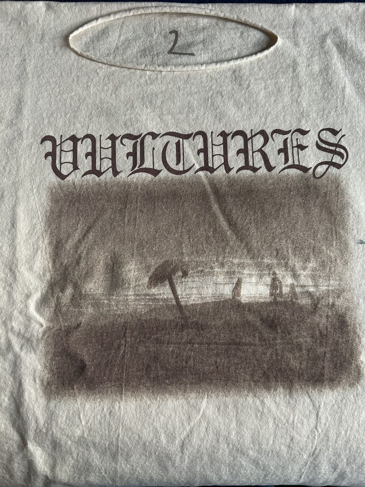 Yeezy Vultures 1 tee Size US XL / EU 56 / 4 - 1 Thumbnail