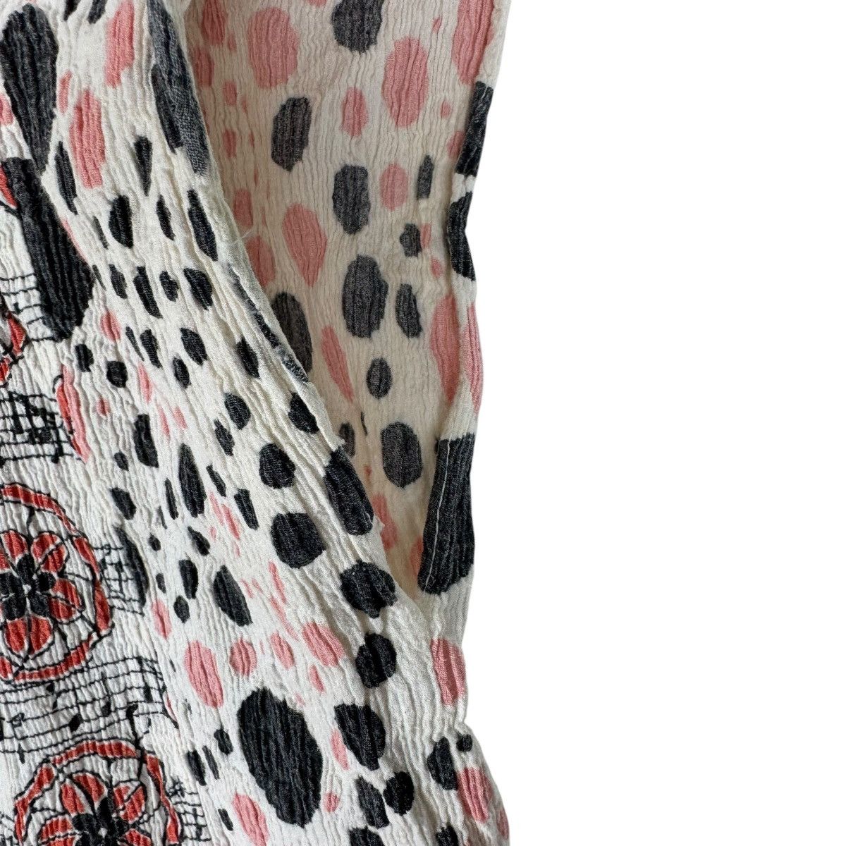 Tsumori Chisato 🌟TSUMORI CHISATO ISSEY MIYAKE PLEATS SLEEVELESS TANK TOP Size M / US 6-8 / IT 42-44 - 5 Thumbnail