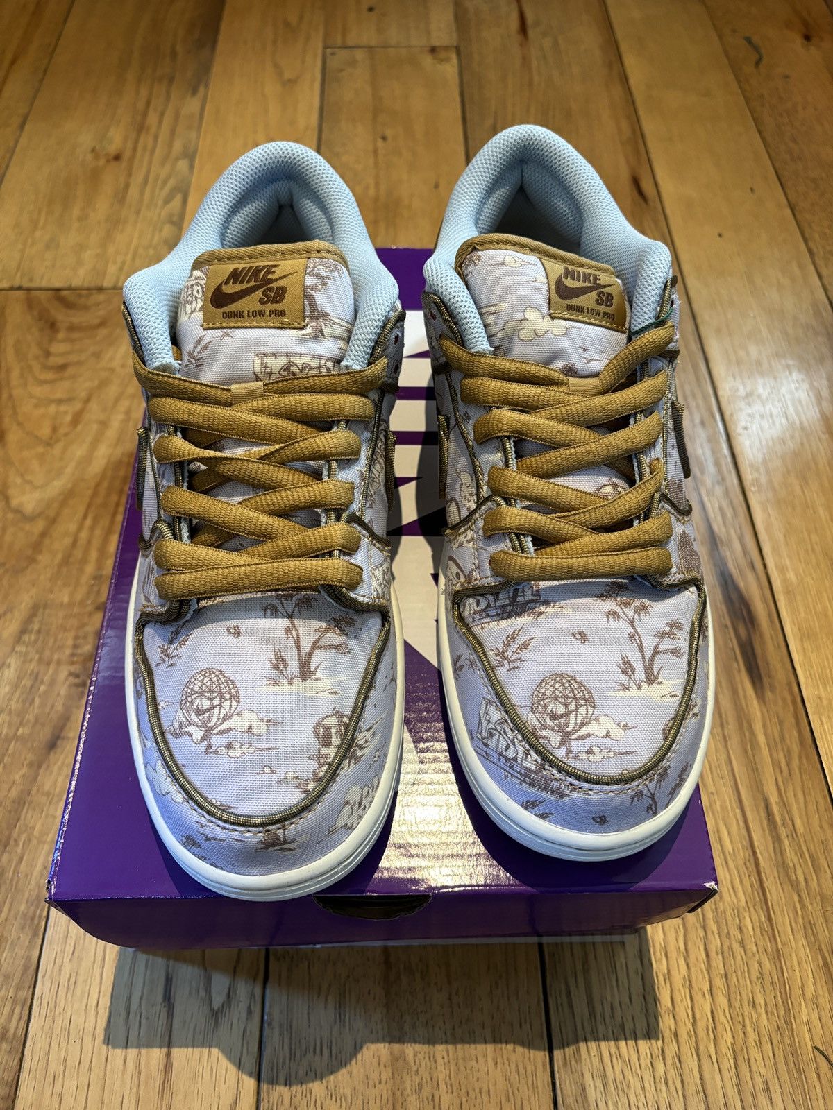 Nike Nike Dunk Low SB city of style pastoral print Size US 9.5 / EU 42-43 - 2 Thumbnail