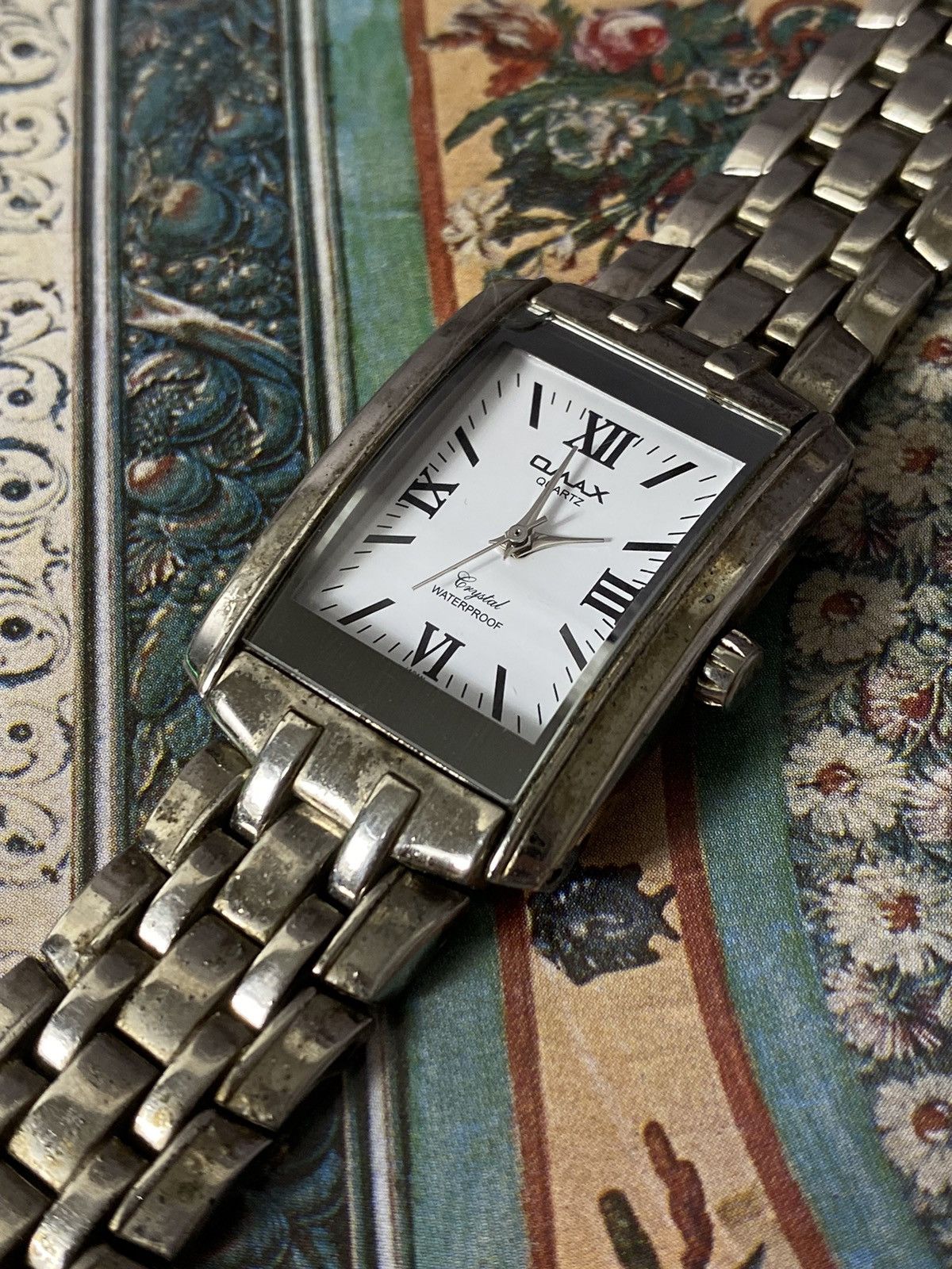 Japanese Brand OMAX Quartz Vintage Rectangular Watch Size ONE SIZE - 2 Thumbnail