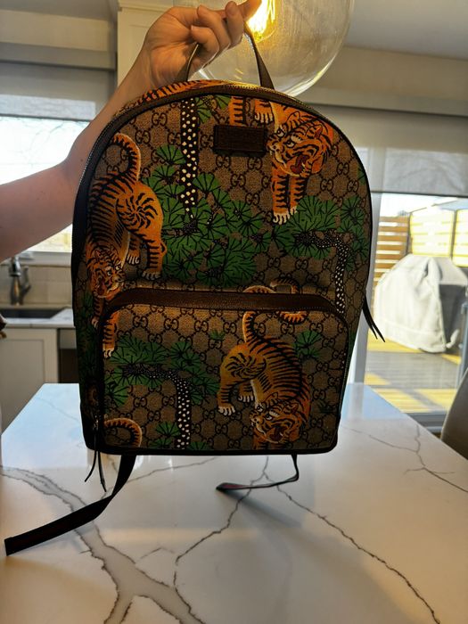 Gucci bengal sales tiger backpack