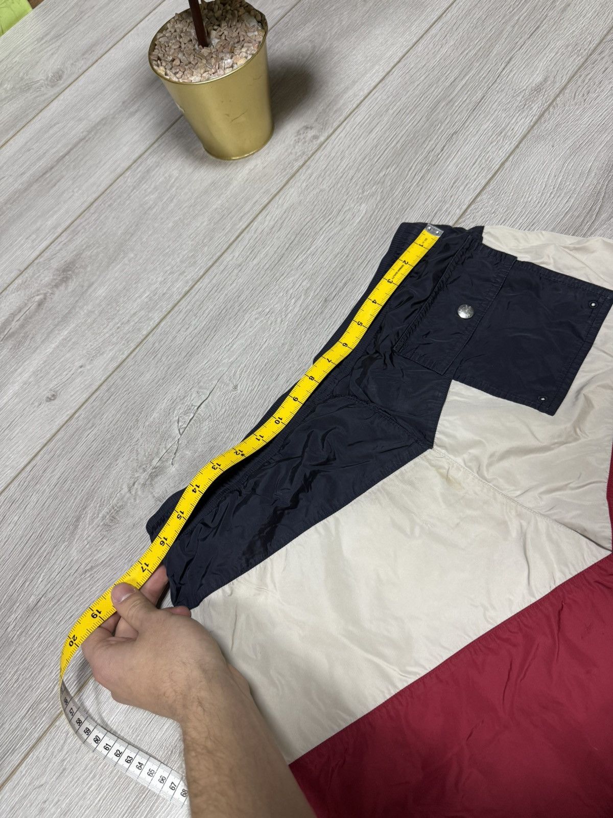Moncler Moncler france 🇫🇷 flag vintage shorts Size US 34 / EU 50 - 12 Thumbnail