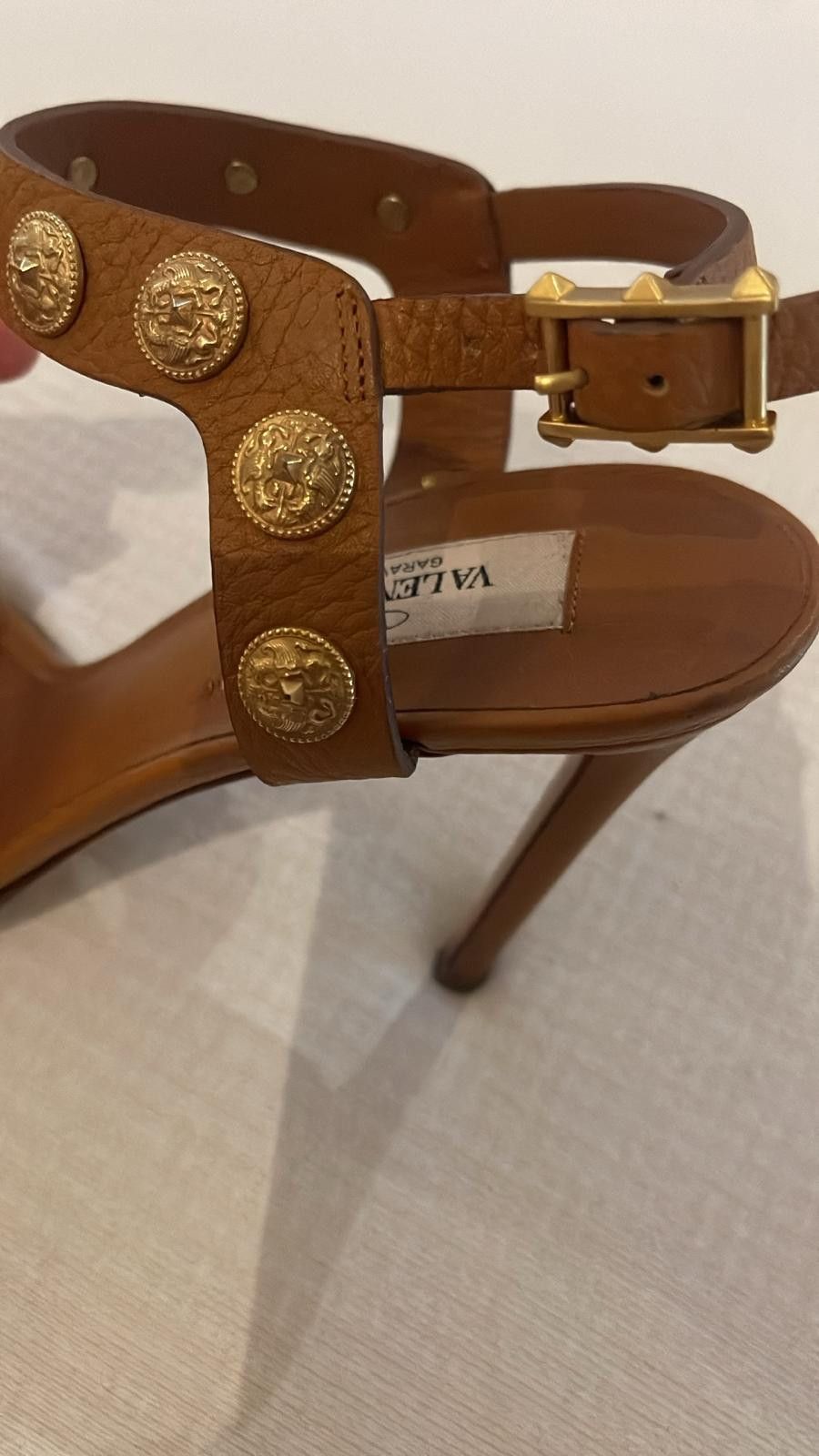 Valentino Sandale Valentino Size US 6.5 / IT 36.5 - 2 Thumbnail