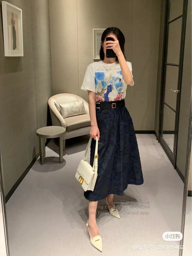 Dior Dior "OUR TAROT" SERIES LIMITED SALE SPECIAL SHORT-SLEEVED Size S / US 4 / IT 40 - 7 Thumbnail