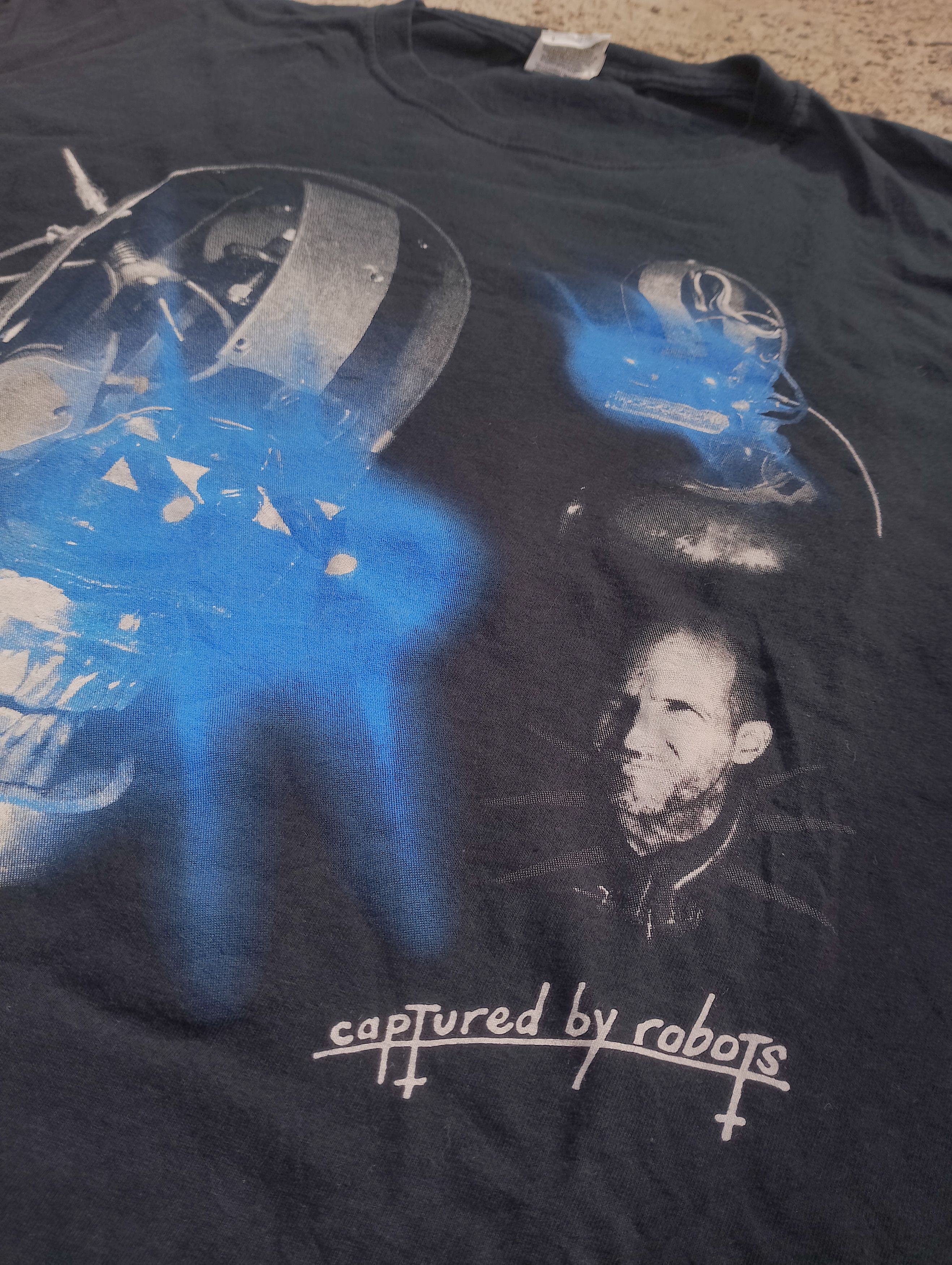 Band Tees CAPTURED! BY ROBOTS RARE TSHIRT Size US L / EU 52-54 / 3 - 4 Thumbnail