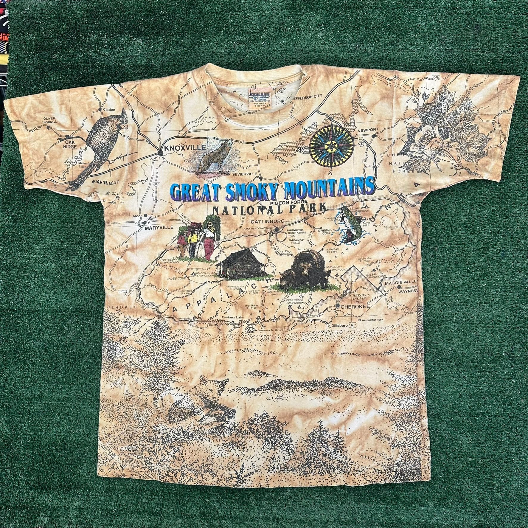 Vintage Vintage 90s Smoky Mountains National Park AOP T-Shirt Gorpco Size US L / EU 52-54 / 3 - 1 Thumbnail