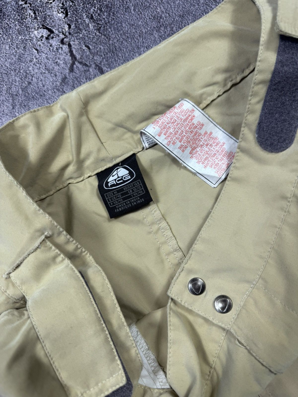 Nike ACG Nike ACG Vintage Technical Skirt Size 28" / US 6 / IT 42 - 4 Thumbnail