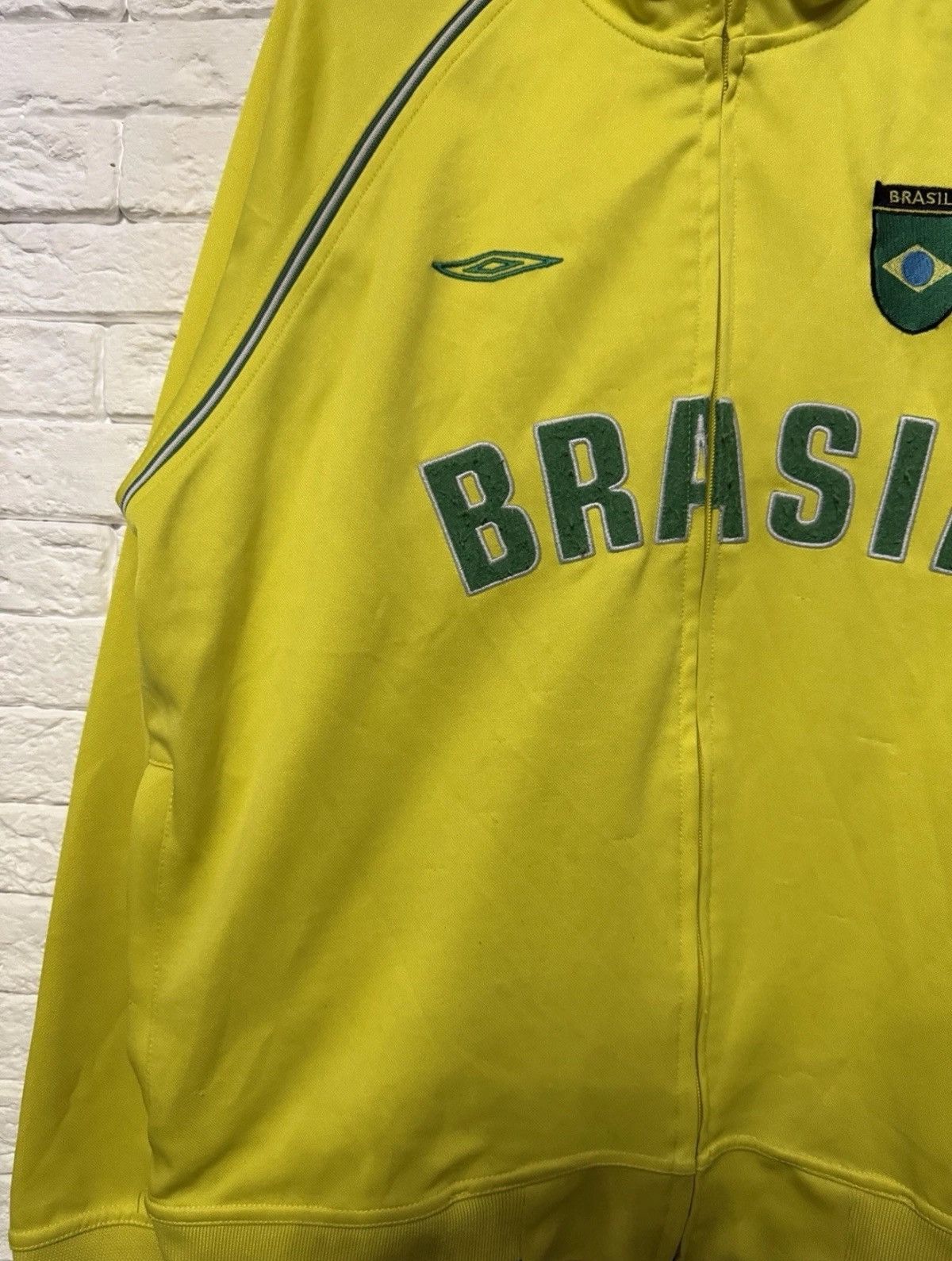Umbro Vintage Rare Umbro Brasil Track Jacket Training Track Top Size US M / EU 48-50 / 2 - 4 Thumbnail