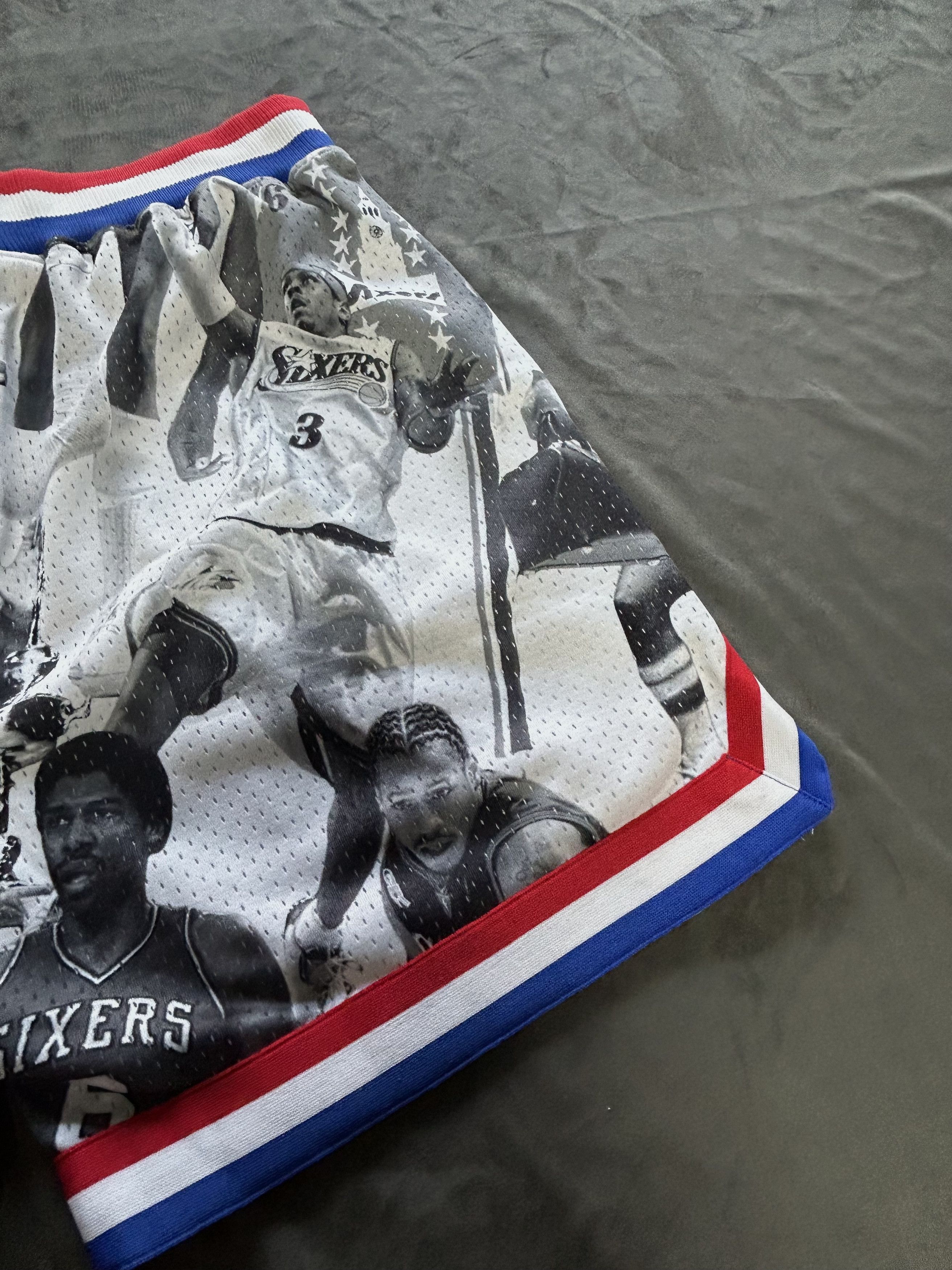 Mitchell & Ness Rare Lapstone Mitchell Ness Icon Collage 76ers Shorts XL Size US 34 / EU 50 - 11 Thumbnail