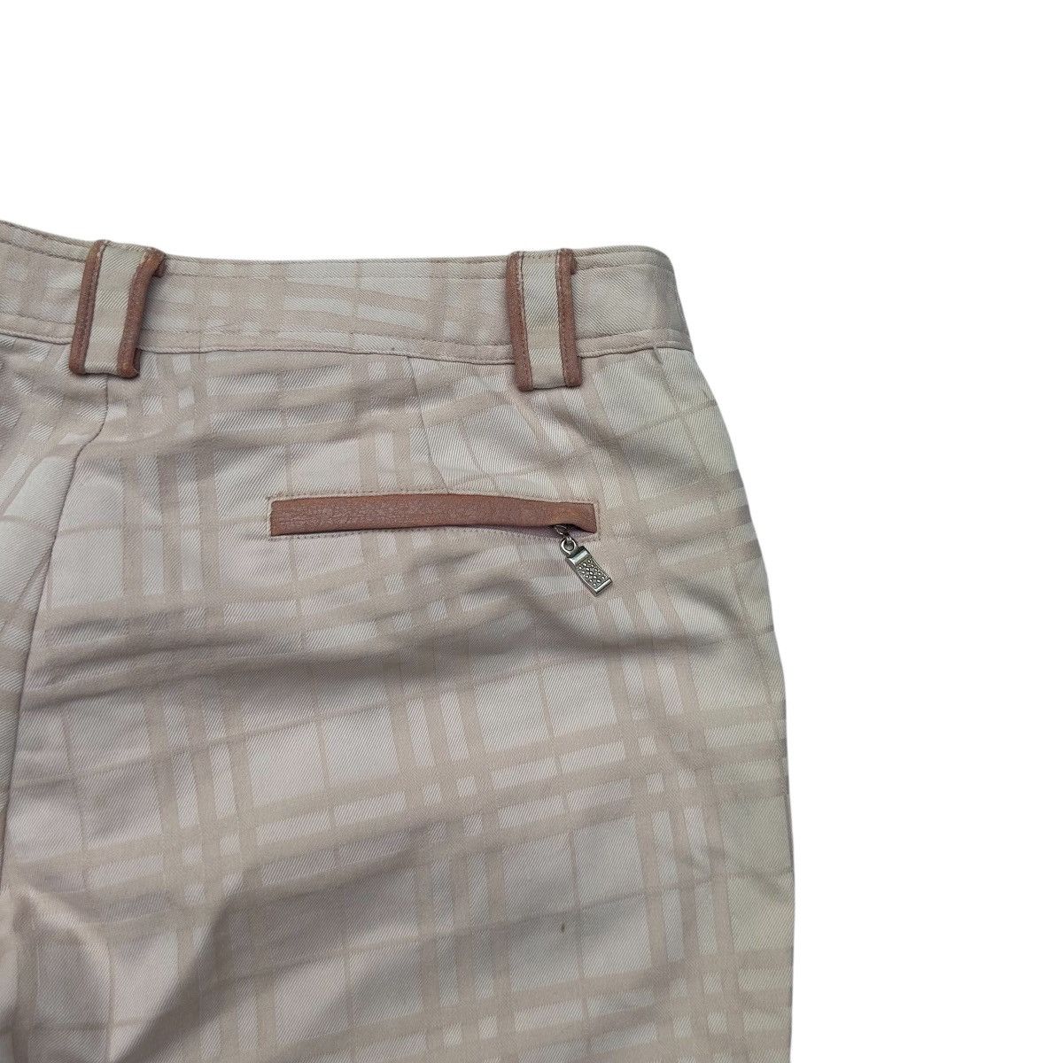Burberry Vintage Burberry Nova Check Short Pants Size 28" / US 6 / IT 42 - 7 Thumbnail