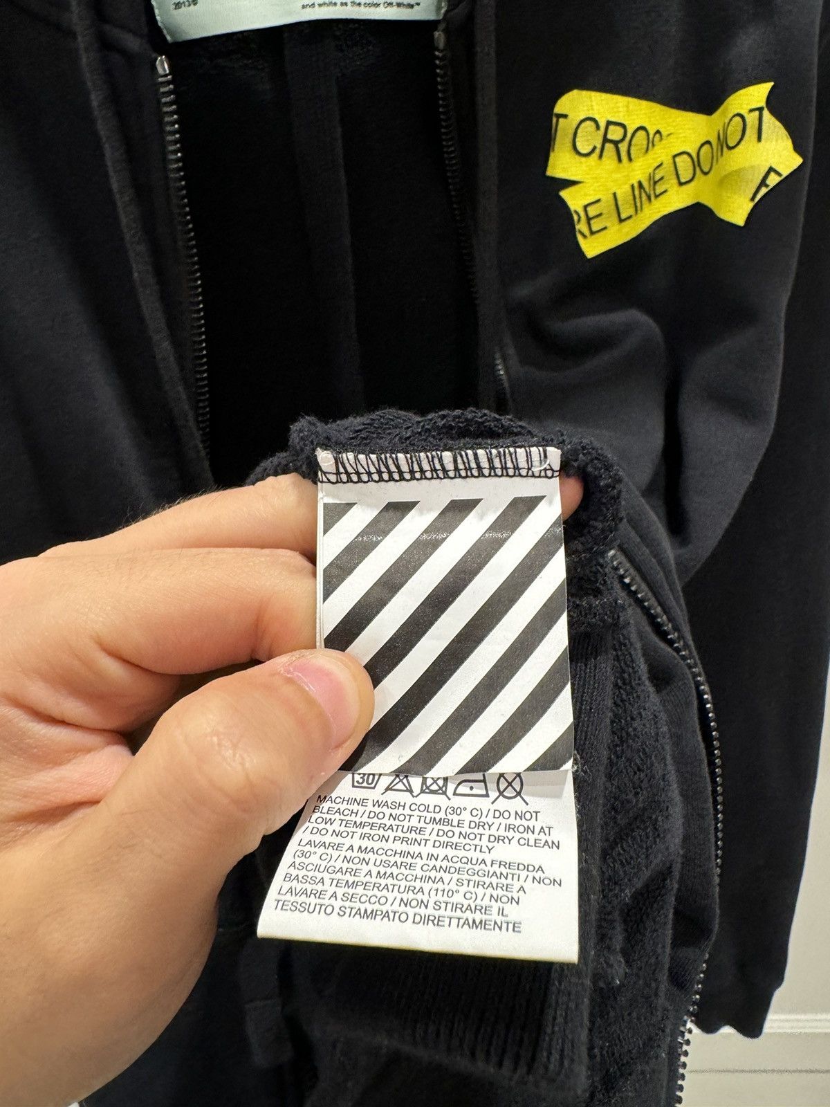 Off-White Off White Firetape Arrow Jacket Size US XXS / EU 40 - 17 Thumbnail