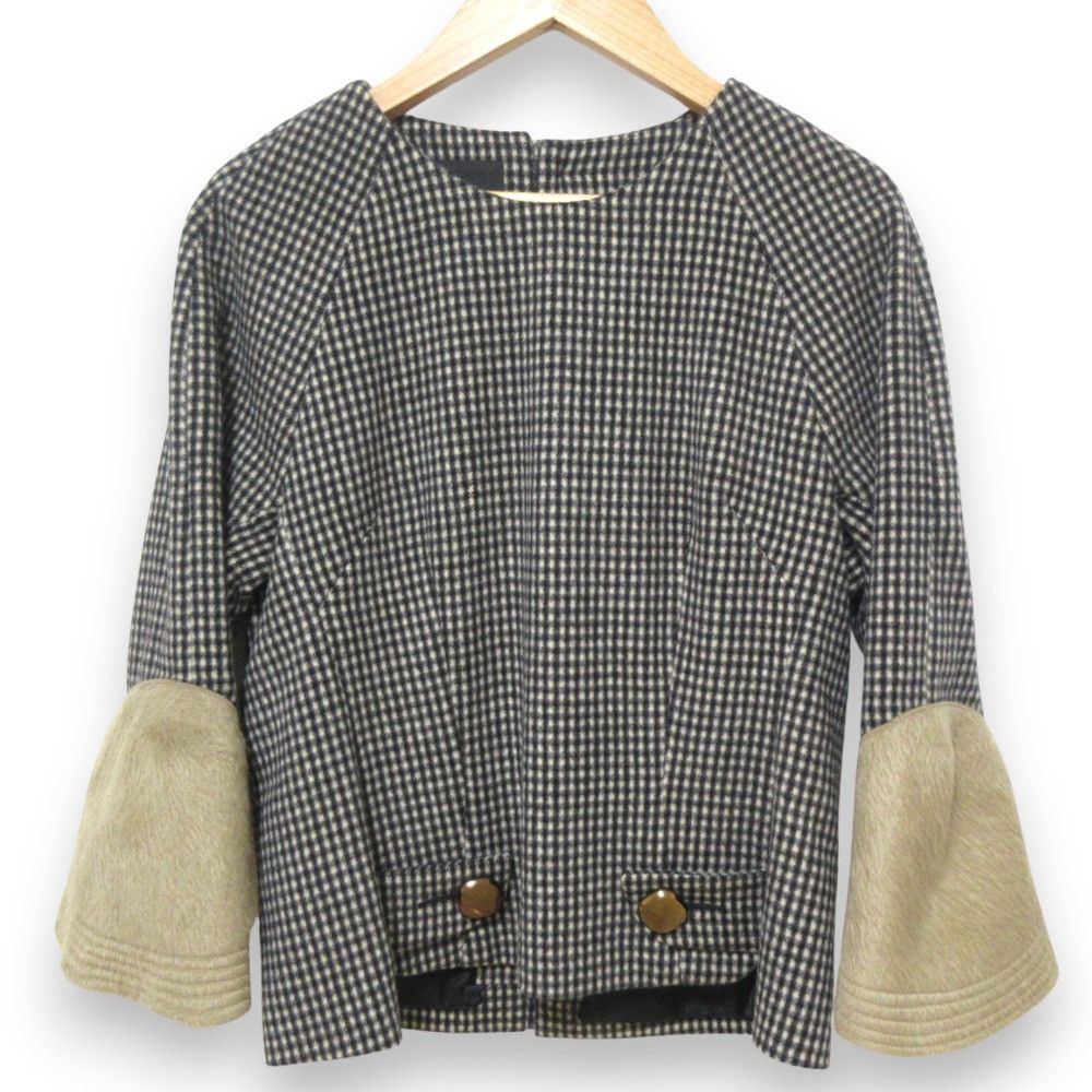 Other Other HAUTE Wool Rabbit Fur Check Pullover Knit Natural Material Tops DUTY FREE for USA Size ONE SIZE - 1 Thumbnail