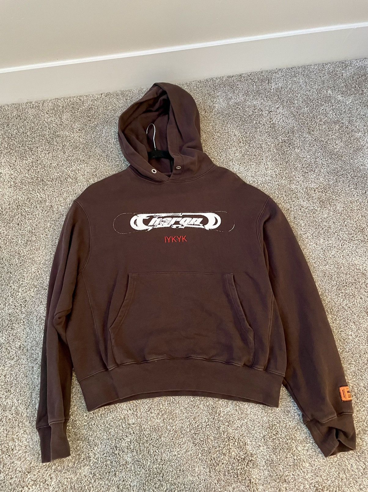 Heron Preston Heron Preston Iykyk Cropped Hoodie Size US S / EU 44-46 / 1 - 1 Thumbnail