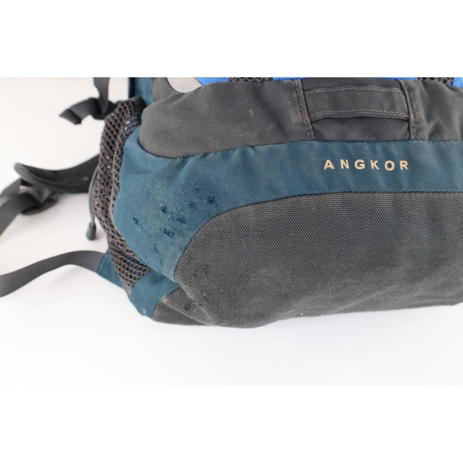 Vintage Vintage The North Face Distressed Angkor Hiking Backpack Size ONE SIZE - 6 Thumbnail