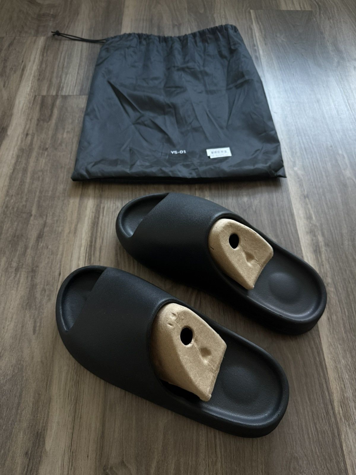 Yeezy YZY YS-01 Black Size US 11 / EU 44 - 2 Thumbnail