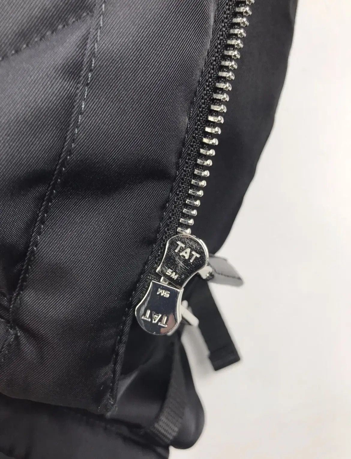 Prada PRADA Prada Re-Nylon multi-pocket oversized jacket Size US S / EU 44-46 / 1 - 8 Thumbnail