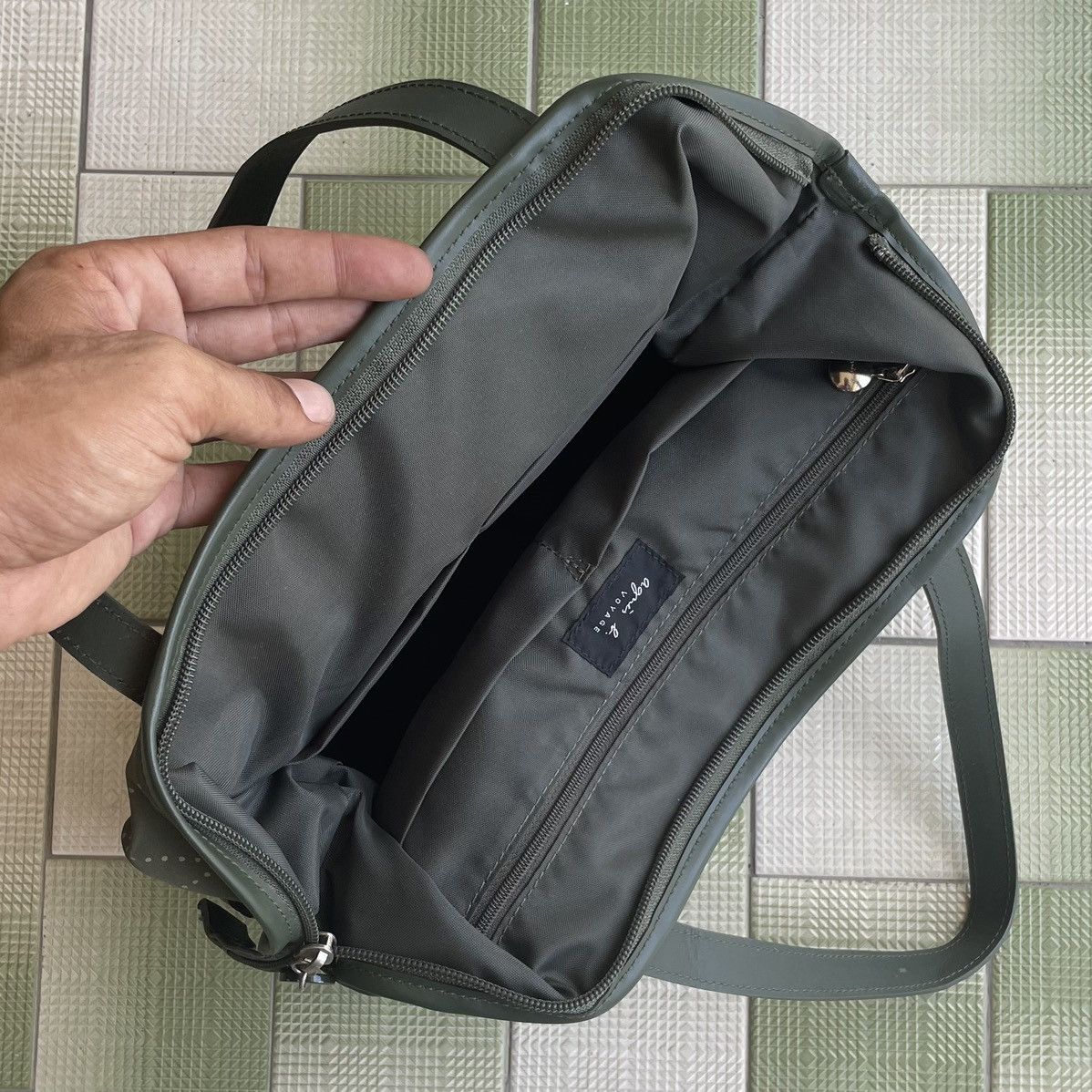 Designer × Japanese Brand × agnes b. 🔥 RARE GREEN ARMY AGNES B. TOTE BAG Size ONE SIZE - 8 Thumbnail