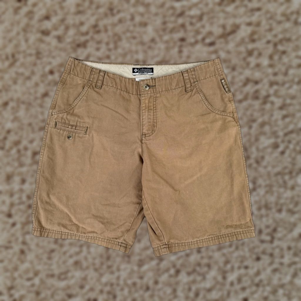 Vintage Vintage Columbia Women’s Shorts Size 6 Beige Cargo Pockets 100% Cotton Casual Hike Summer Size 28" / US 6 / IT 42 - 1 Thumbnail