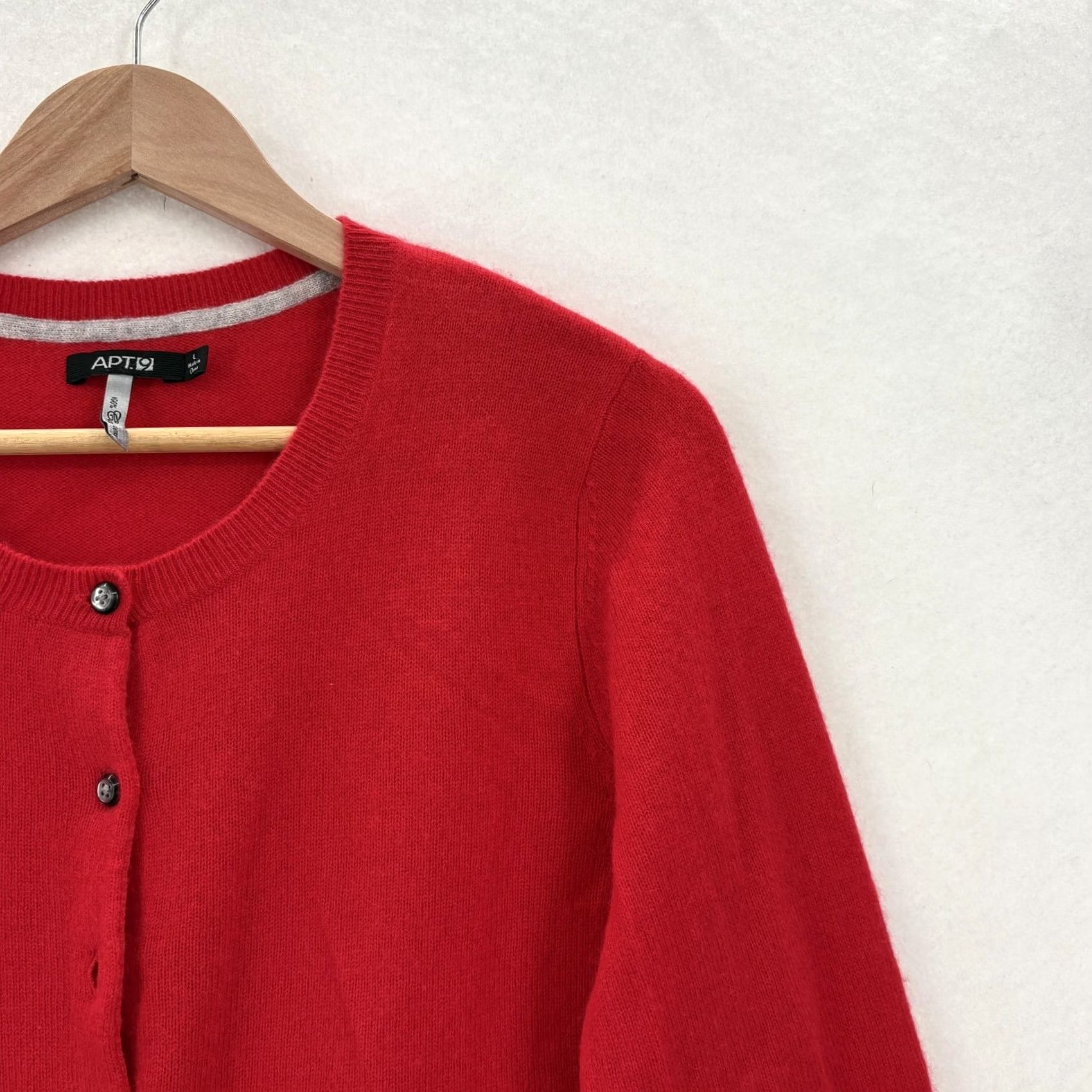 Apt. 9 APT.9 Sweater Cardigan Womens Large Red 100% Cashmere Button Crew Neck Size L / US 10 / IT 46 - 2 Thumbnail