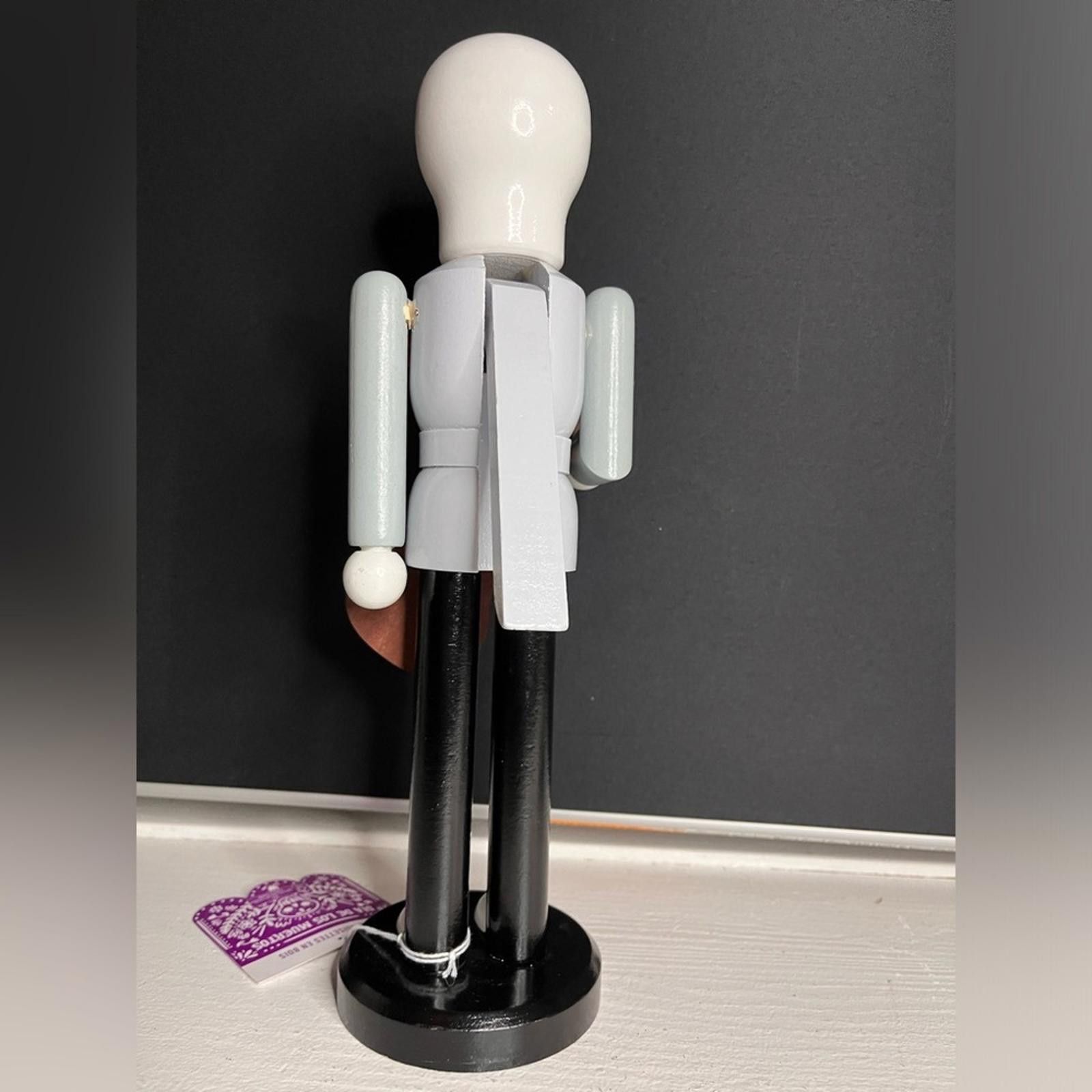 Designer Day Of The Dead Dia De Los Muertos Halloween Nut Cracker NWT Size ONE SIZE - 5 Thumbnail