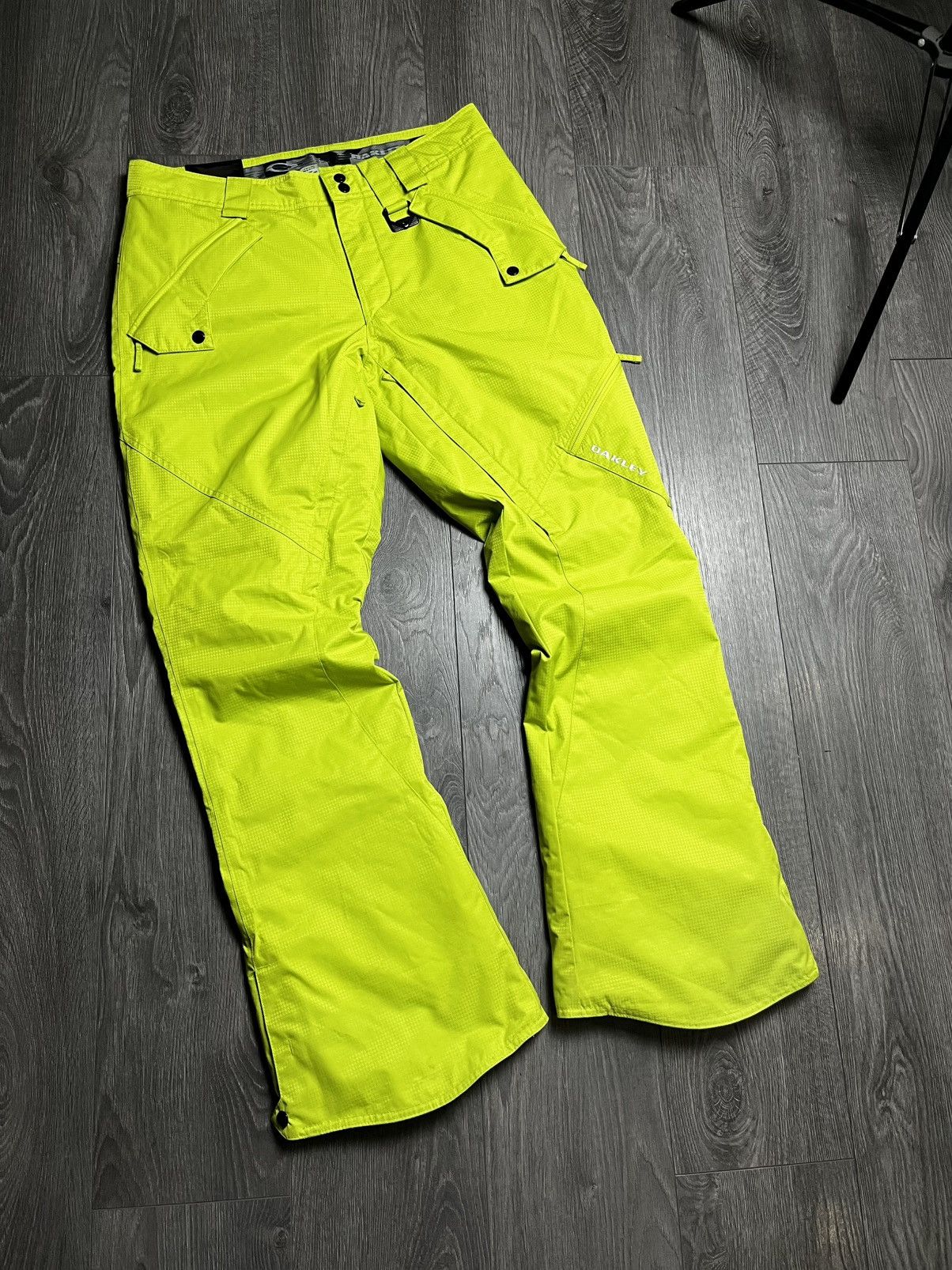Oakley Oakley Vintage Techwear Ski Pants Neon Lime Green Cyber Y2K Size US 34 / EU 50 - 1 Thumbnail