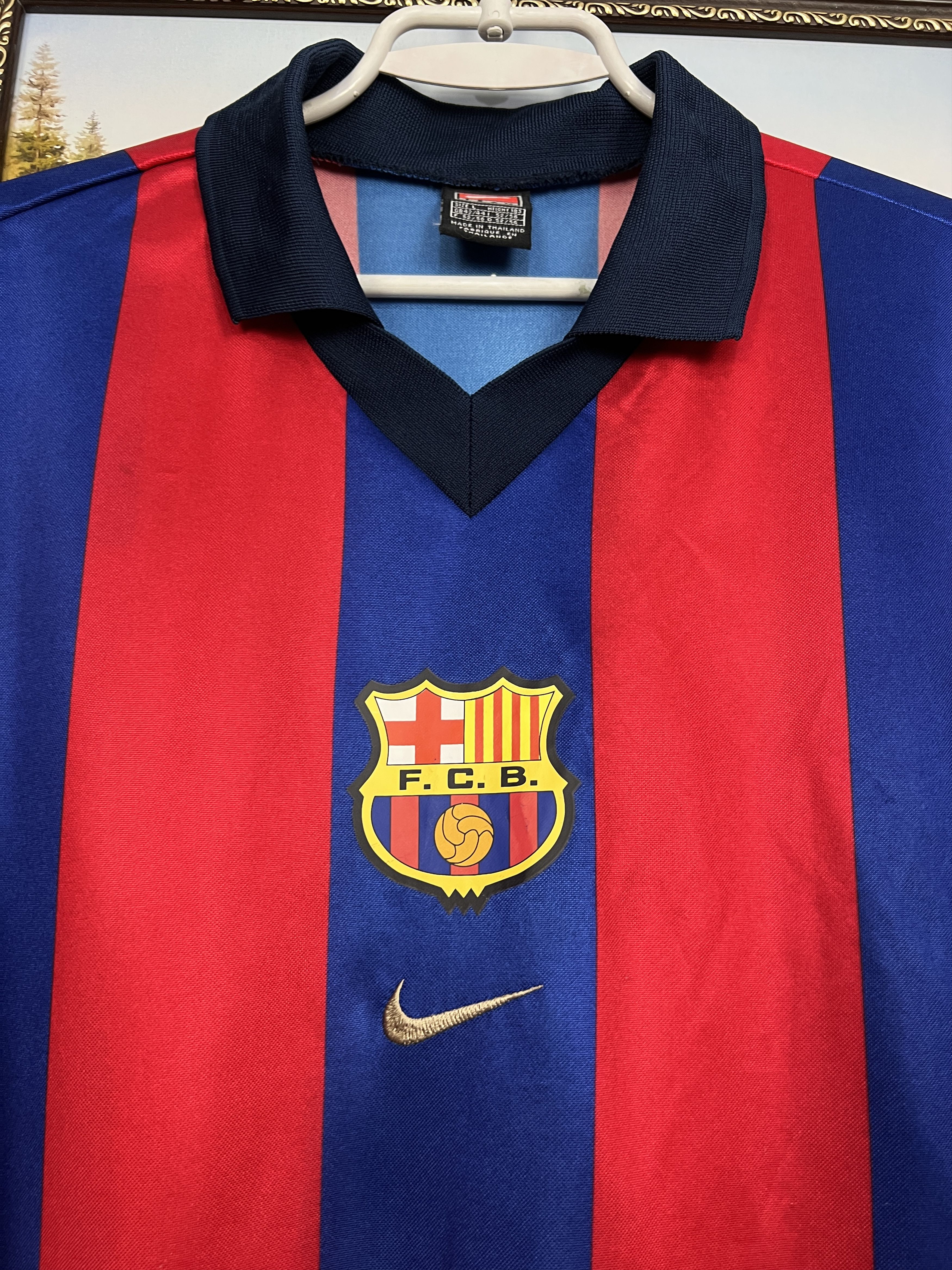 Nike Barcelona Home football shirt 2000 Soccer Nike Jersey Size US L / EU 52-54 / 3 - 3 Thumbnail