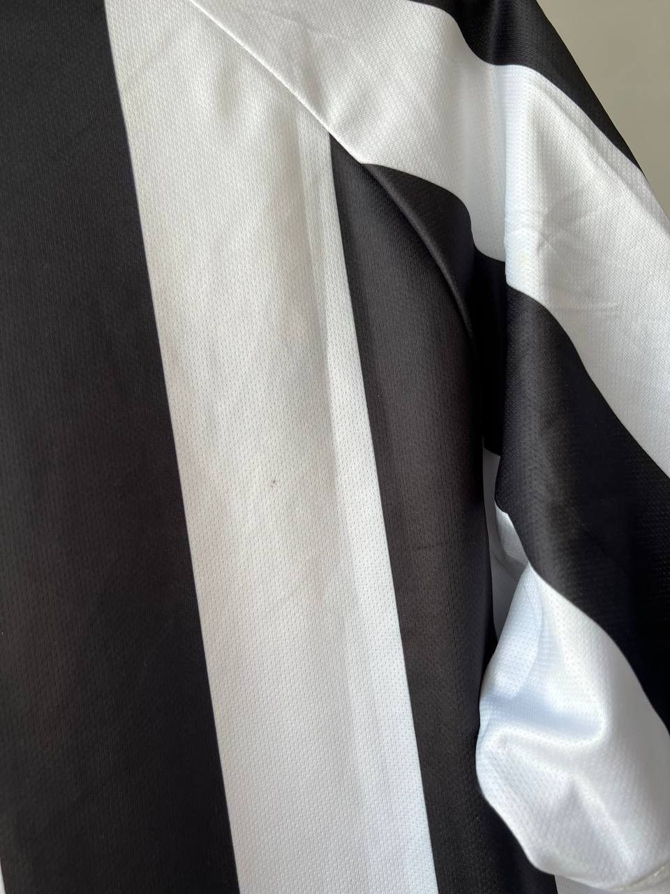 Castore 2022/23 NEWCASTLE UNITED HOME SOCCER JERSEY FOOTBALL SHIRT L Size US L / EU 52-54 / 3 - 18 Thumbnail