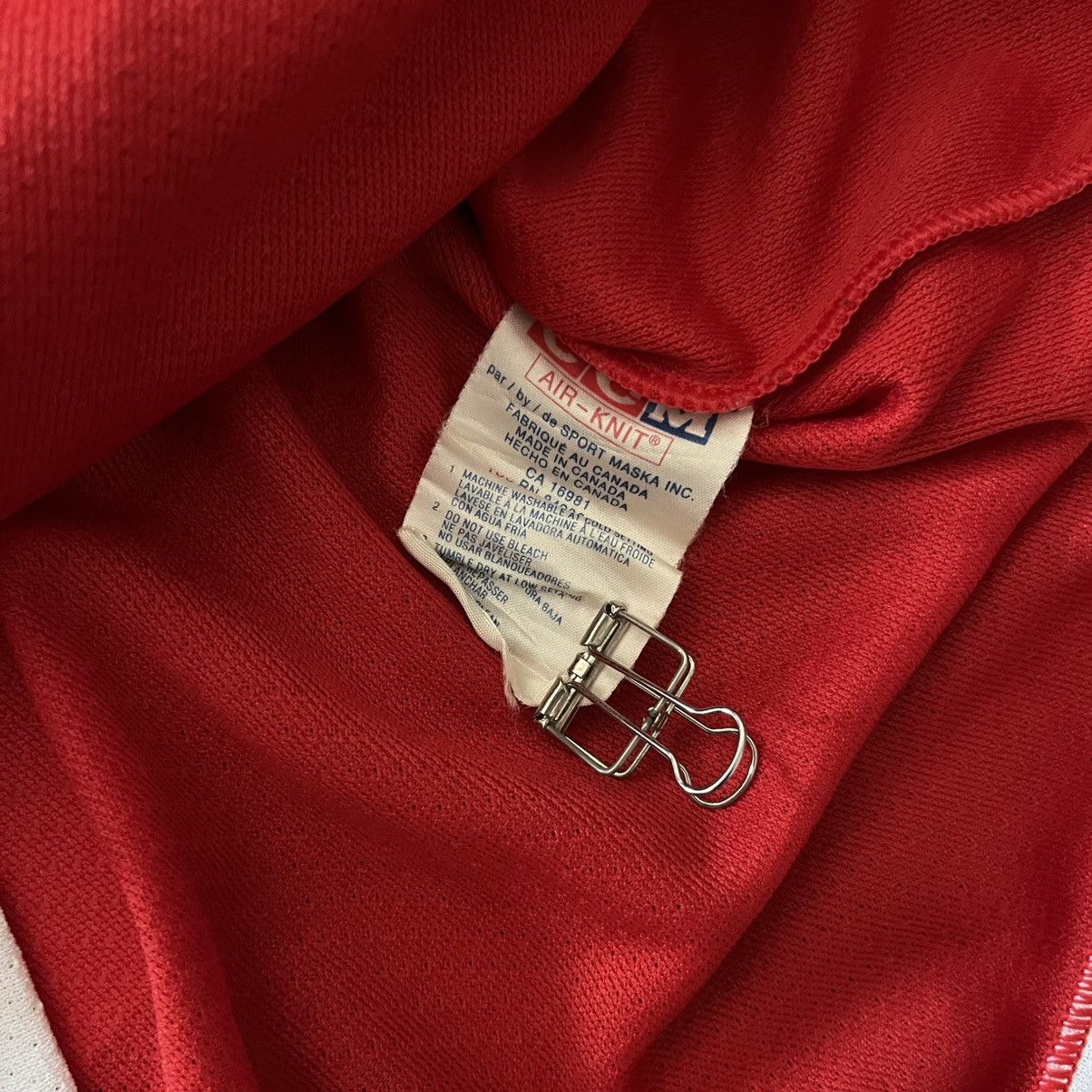 Ccm × NHL VintageCCM Detroit RedWings#14 Brendan Shanahan HockeyJersey Size US L / EU 52-54 / 3 - 11 Thumbnail