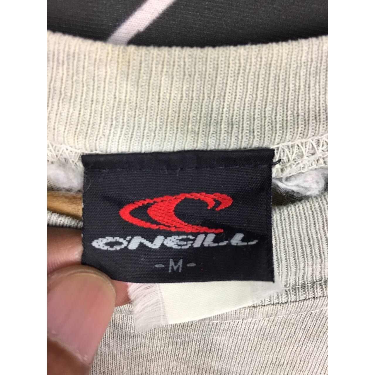 O'Neill × Vintage Vtg Distressed O'Neill Crown Logo Long Sleeve Surf Tee Size US M / EU 48-50 / 2 - 17 Thumbnail