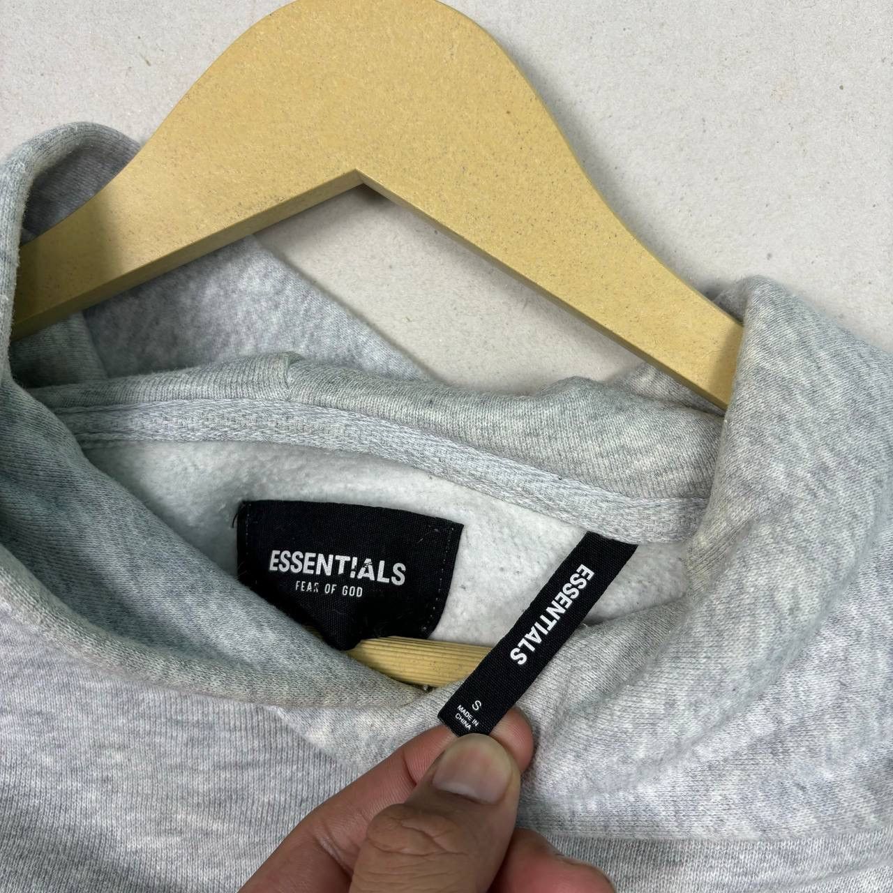Essentials FOG Essentials Hoodie Light Grey M Oversized Sweatshirt Size US S / EU 44-46 / 1 - 7 Thumbnail