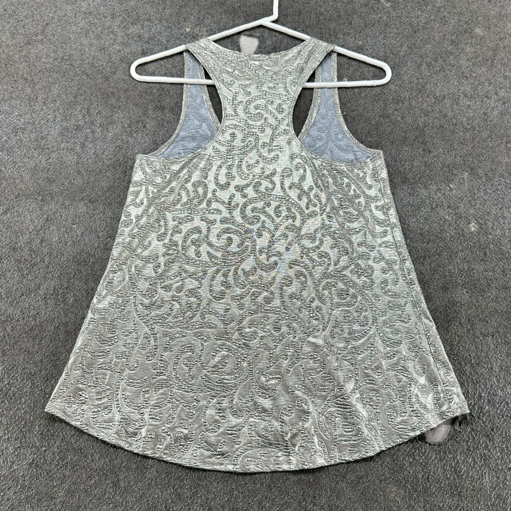 Vintage VINTAGE Body Central Shirt Womens M Grey Tank Top Brocade Pattern Metallic Y2K Size M / US 6-8 / IT 42-44 - 4 Thumbnail