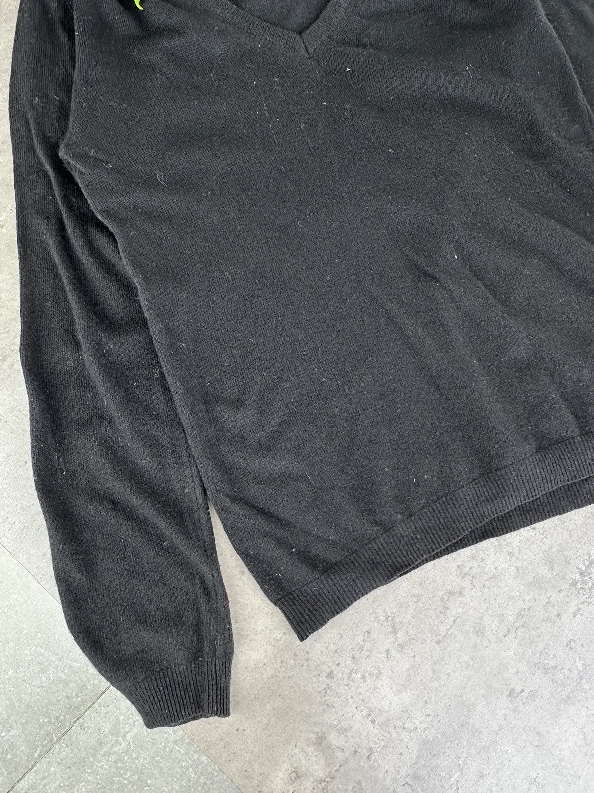 Moschino Moschino V-neck Wool Sweater Size M / US 6-8 / IT 42-44 - 6 Thumbnail