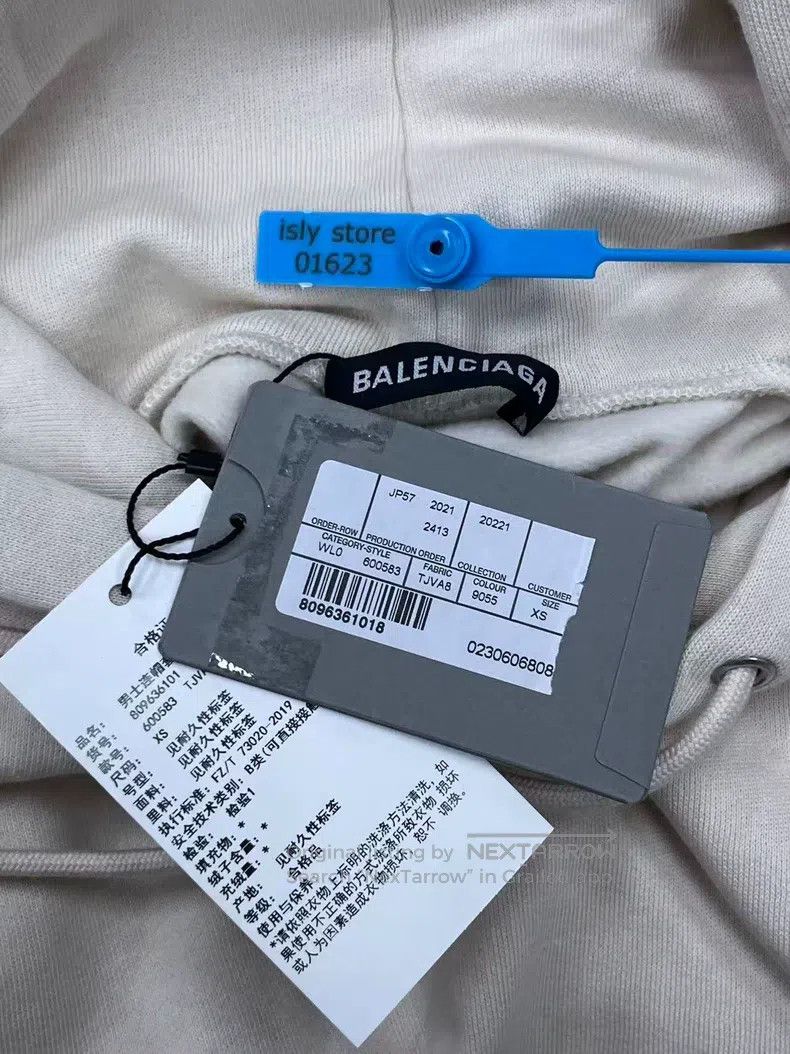 Balenciaga Balenciaga Solid color fleece hooded pullover sweater, reg Size US XS / EU 42 / 0 - 5 Thumbnail