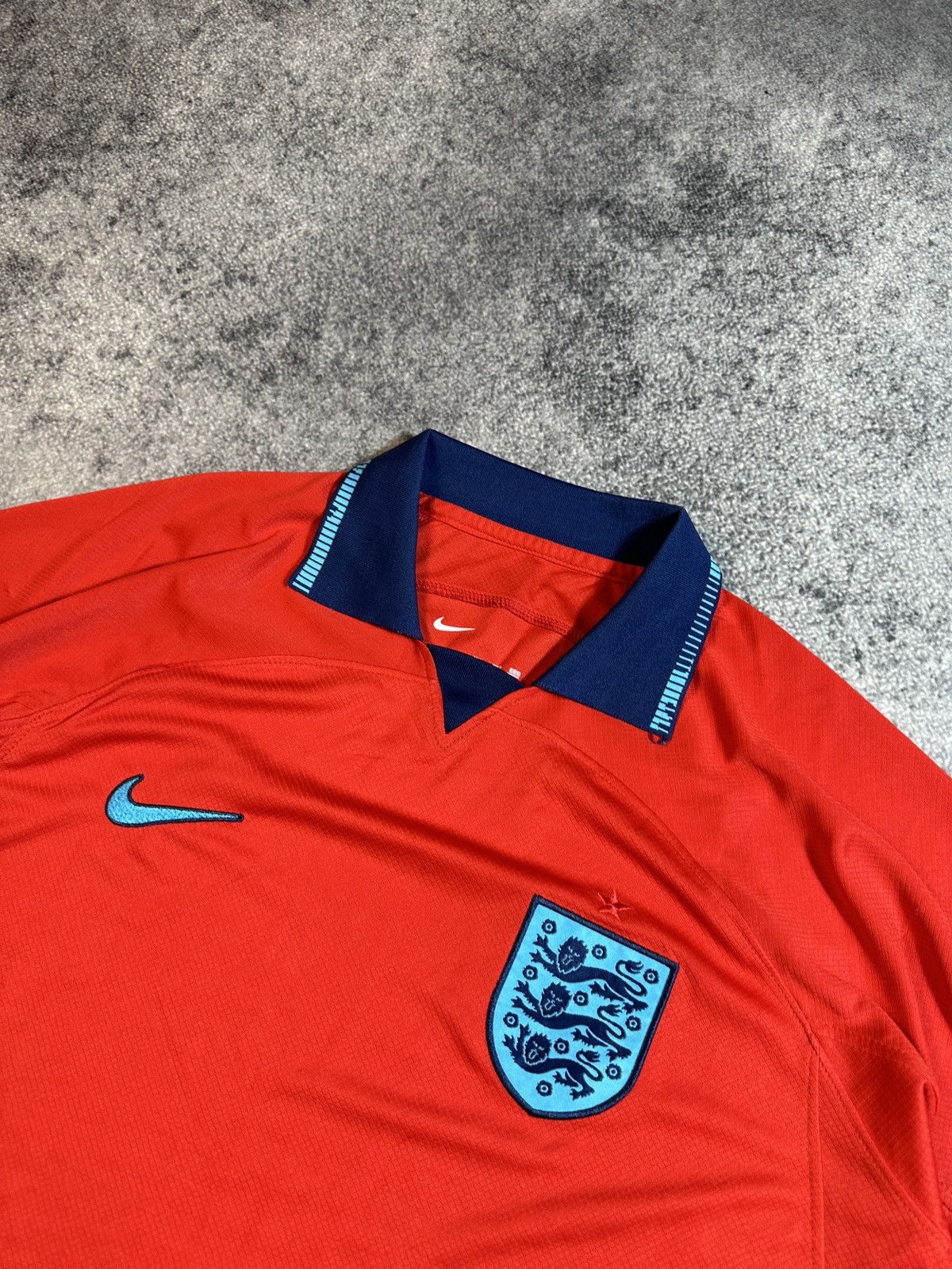 Nike Nike England Soccer Jersey Streetwear Rare Style XXL VTg Size US XXL / EU 58 / 5 - 2 Thumbnail