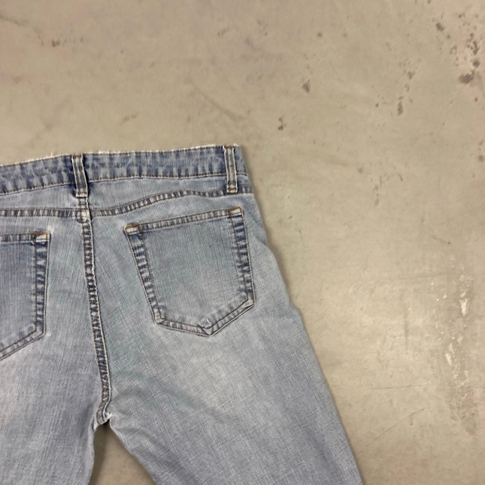 Vintage y2k low rise duck head bootcut Jeans 30x29 Size US 30 / EU 46 - 3 Thumbnail