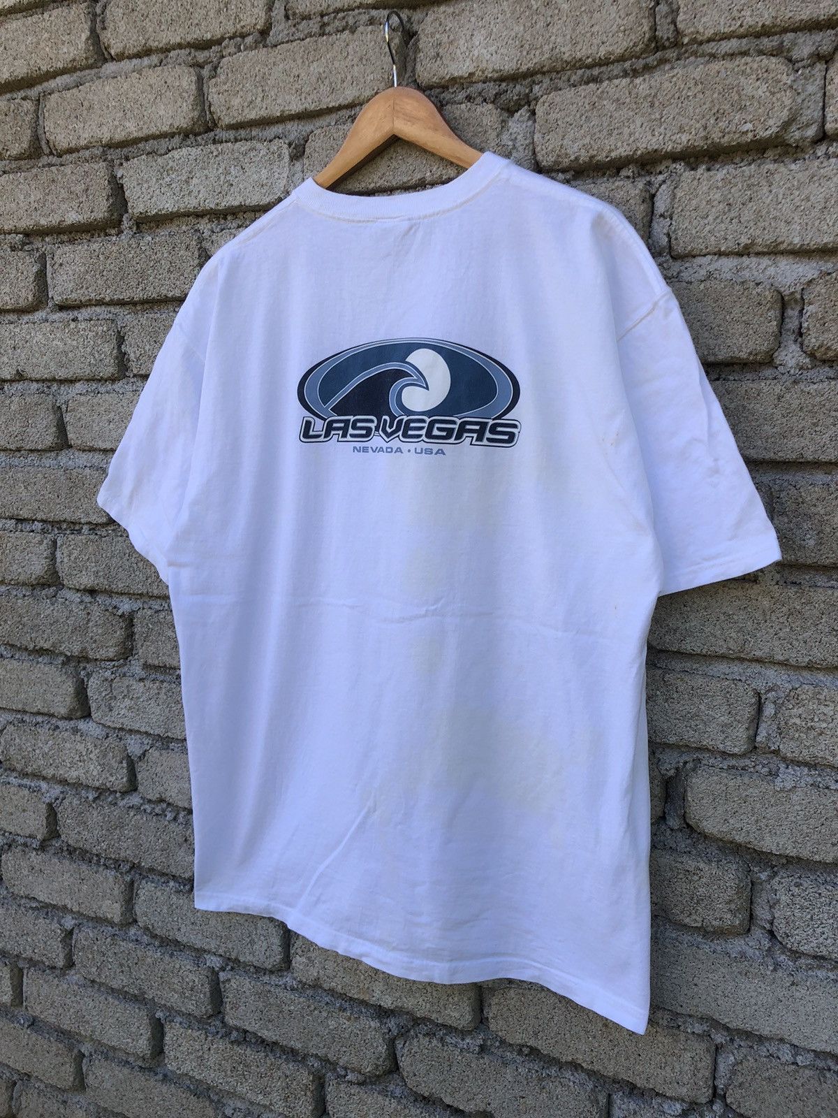 Vintage Vintage Y2K Las Vegas Surfing Backhit Tshirt Size US XL / EU 56 / 4 - 2 Thumbnail
