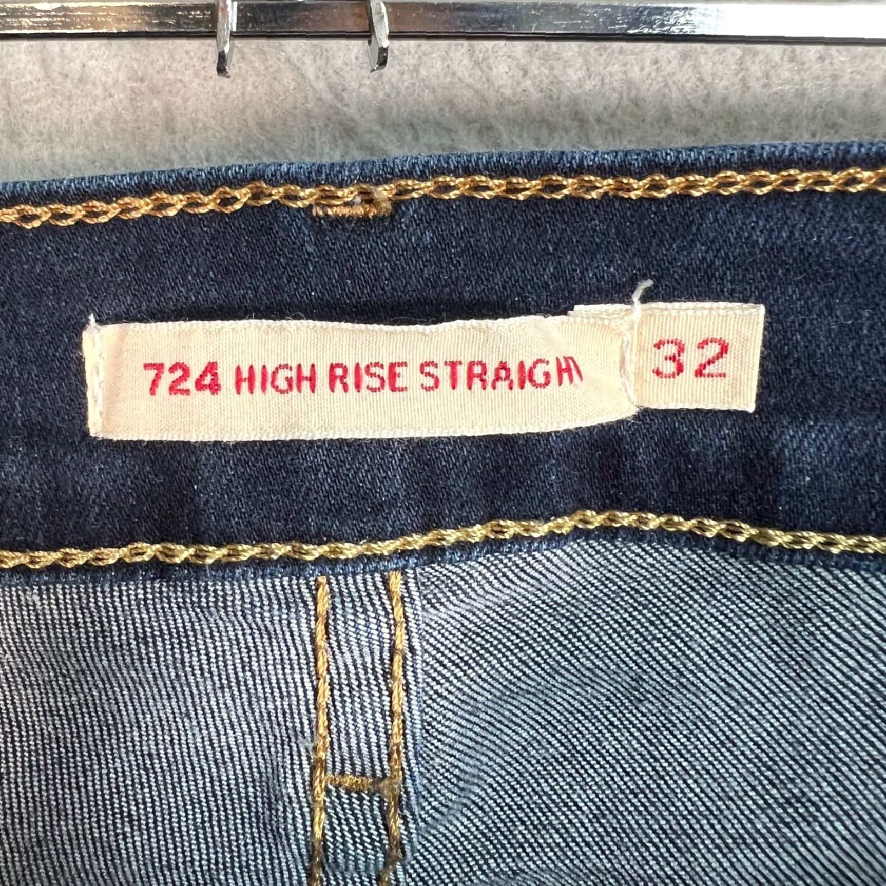 Levi's Levi's 724 Jeans Women's 32 High Rise Straight Crop Dark Wash Denim Frayed Hem Blue 5-Pocket Regular Size 32 Womens Jeans Size 24" / US 00 / IT 34 - 3 Thumbnail
