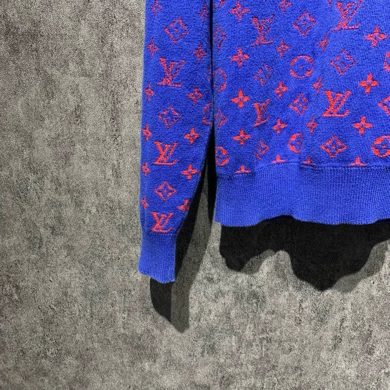 Louis Vuitton Louis Vuitton Red and blue gradient knitted sweater 2501-Ne Size US L / EU 52-54 / 3 - 7 Thumbnail