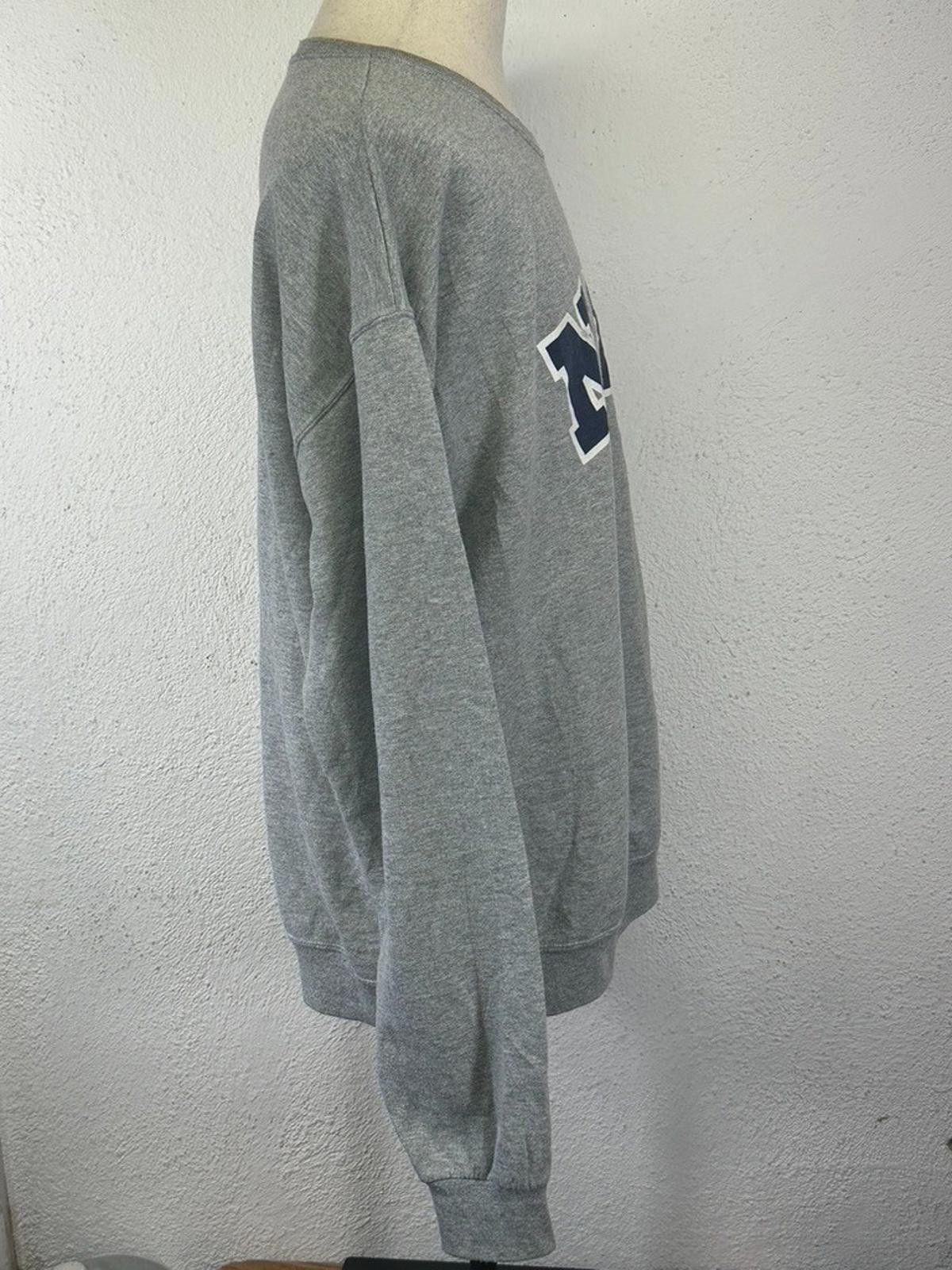 Jerzees NYC Unisex XL Gray Long Sleeve Jerzees Sweatshirt Size US XL / EU 56 / 4 - 8 Thumbnail