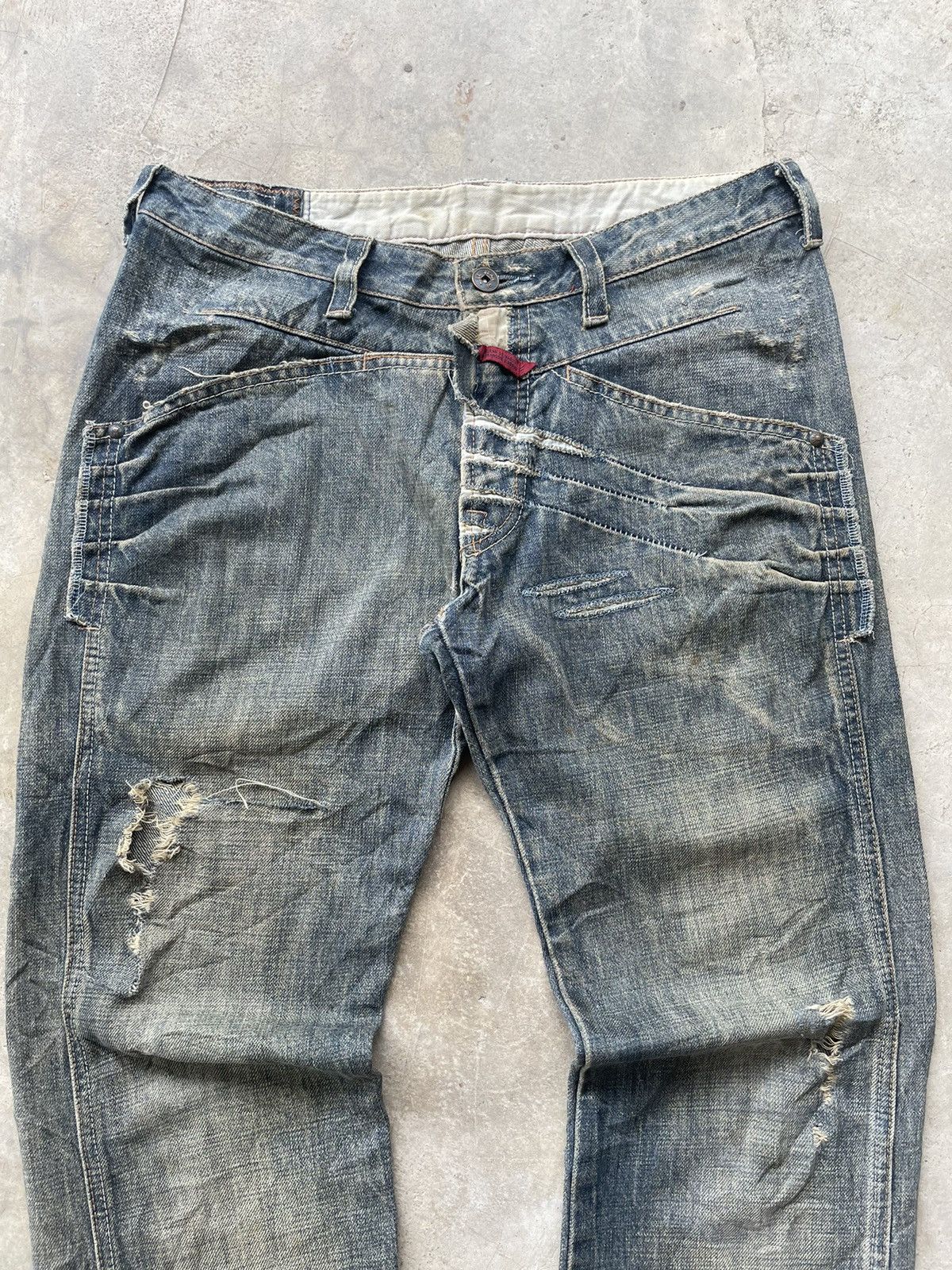 Marithe + Francois Girbaud Marithe Francois Girbaud Vkei Punk Distressed Straight Jeans Size US 32 / EU 48 - 5 Thumbnail