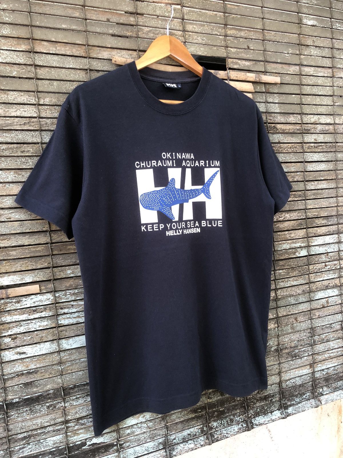 Helly Hansen Vintage Y2K Big Logo Helly Hansen Tshirts Size US XL / EU 56 / 4 - 5 Thumbnail
