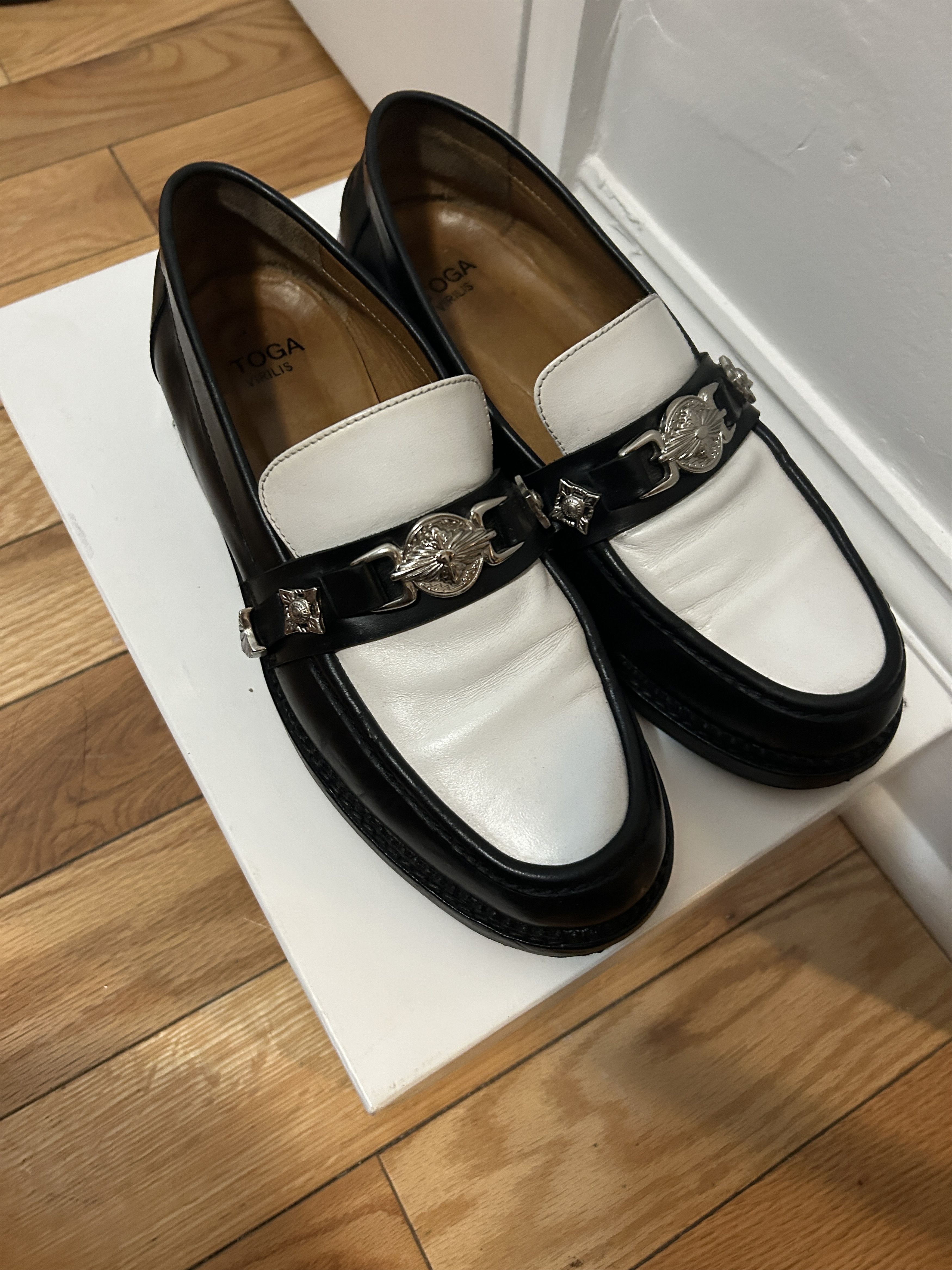 TOGA VIRILIS Toga Virilis SSENSE Black White Metal Loafers Men’s Size 41 Size US 7.5 / EU 40-41 - 6 Thumbnail