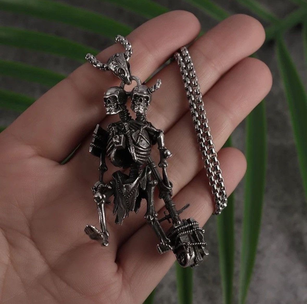 Jewelry Gothic Double Skull Pendant Necklaces Size ONE SIZE - 1 Thumbnail