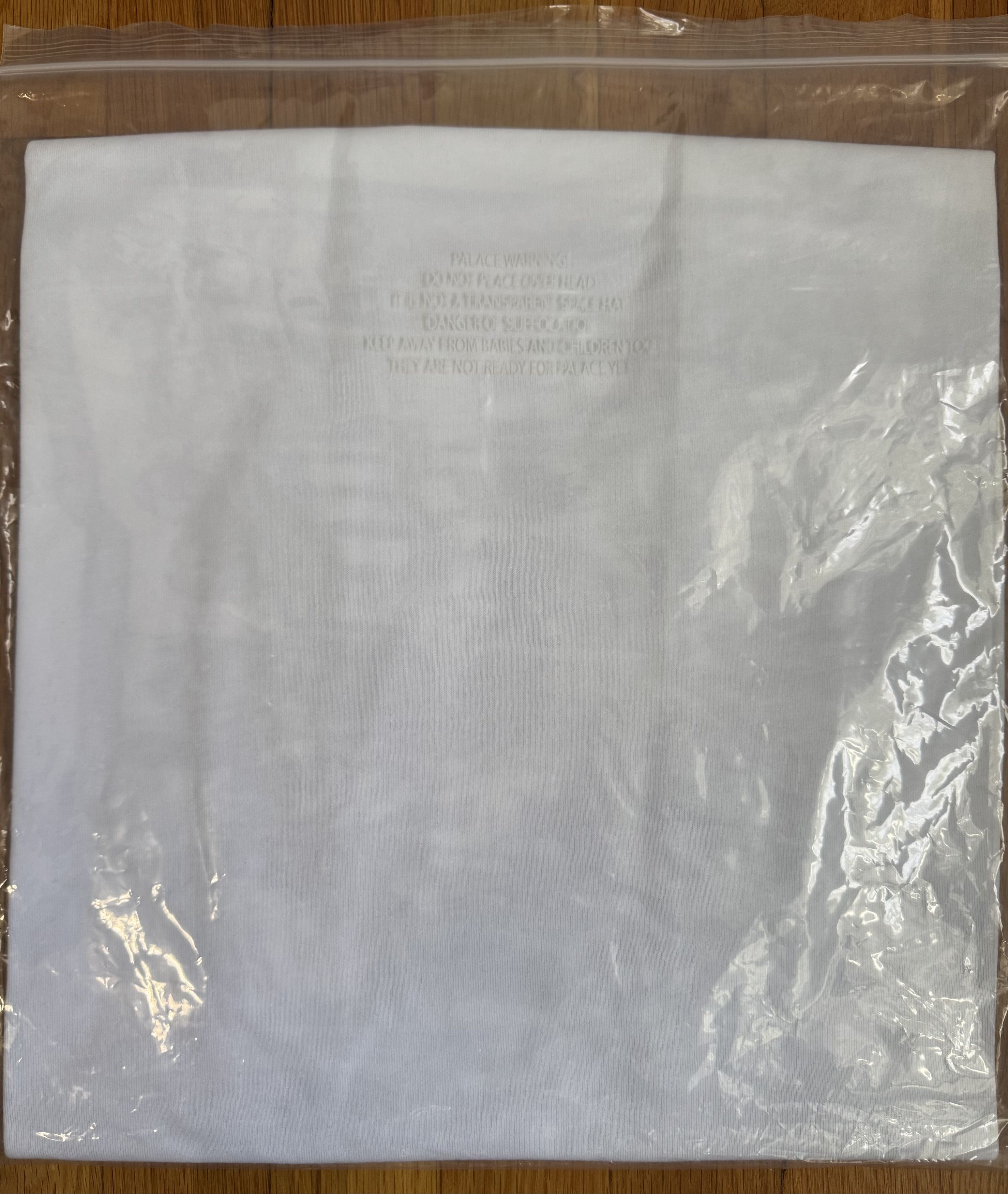 Palace Palace Tri Wobble Tee Shirt White Size US L / EU 52-54 / 3 - 3 Thumbnail