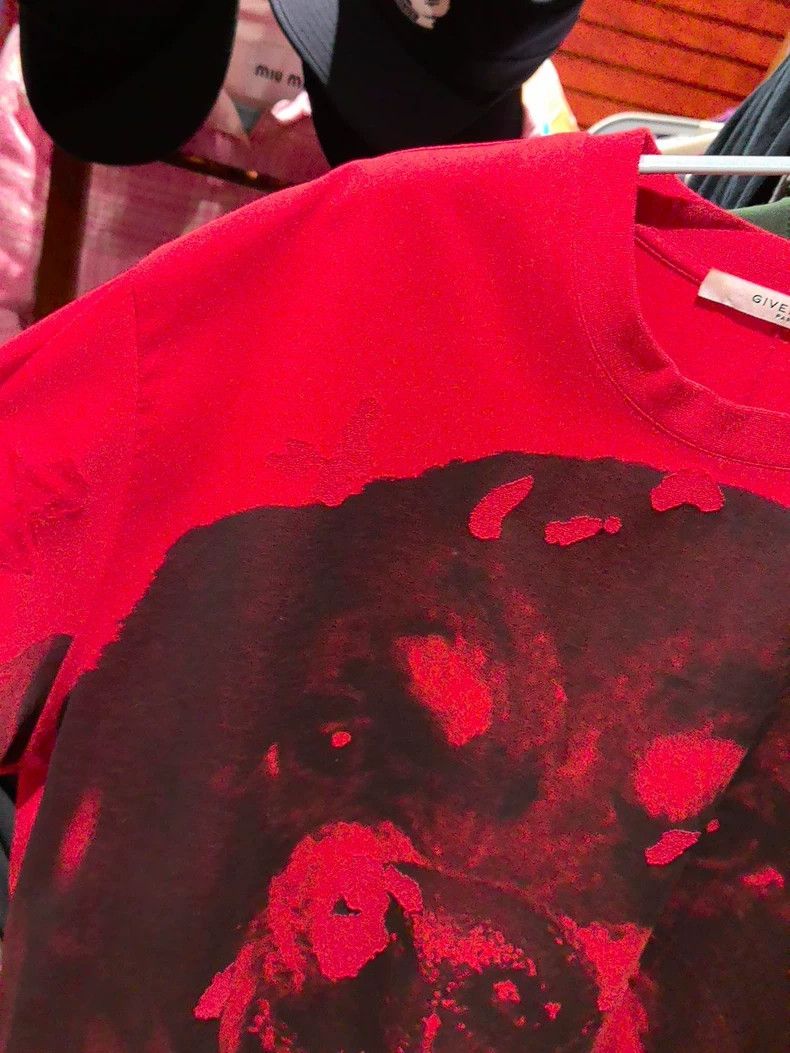 Givenchy Givenchy Limited Edition Dog Head Ripped T-Shirt Size L Cla Size US L / EU 52-54 / 3 - 3 Thumbnail