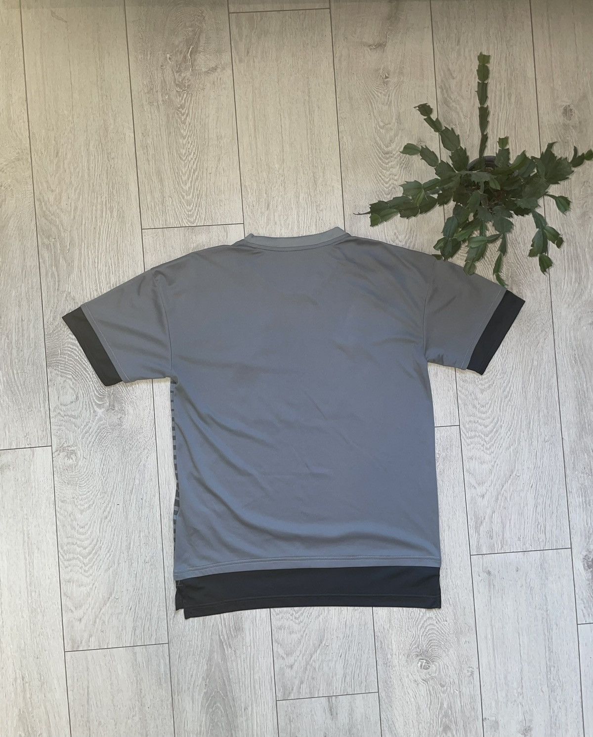 Adidas × Vintage T-Shirt Adidas x Manchester United Vintage Soccer Jersey Size US M / EU 48-50 / 2 - 4 Thumbnail
