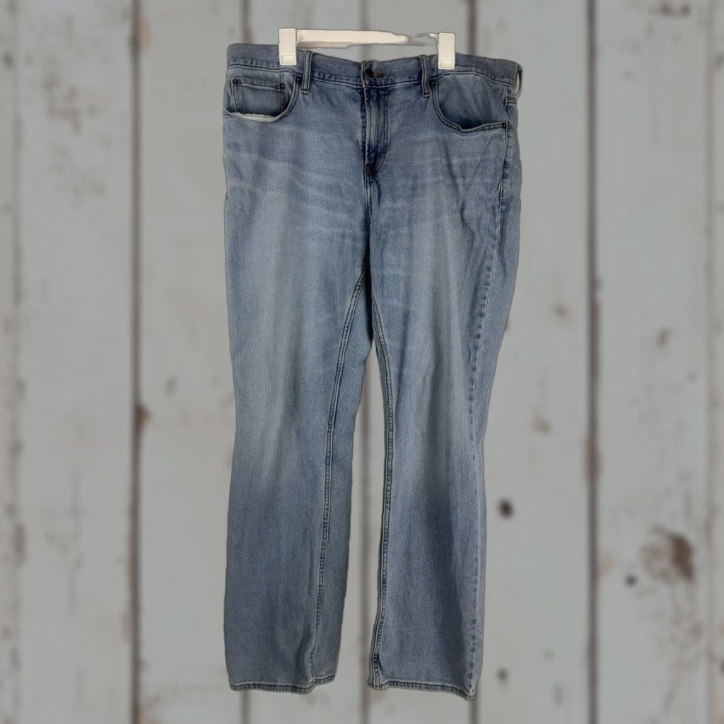 Old Navy Old Navy Built In Flex Jeans Men's Regular 38X34 Light Wash Blue Straight Fit Stretch Retro Grunge Size US 38 / EU 54 - 1 Thumbnail