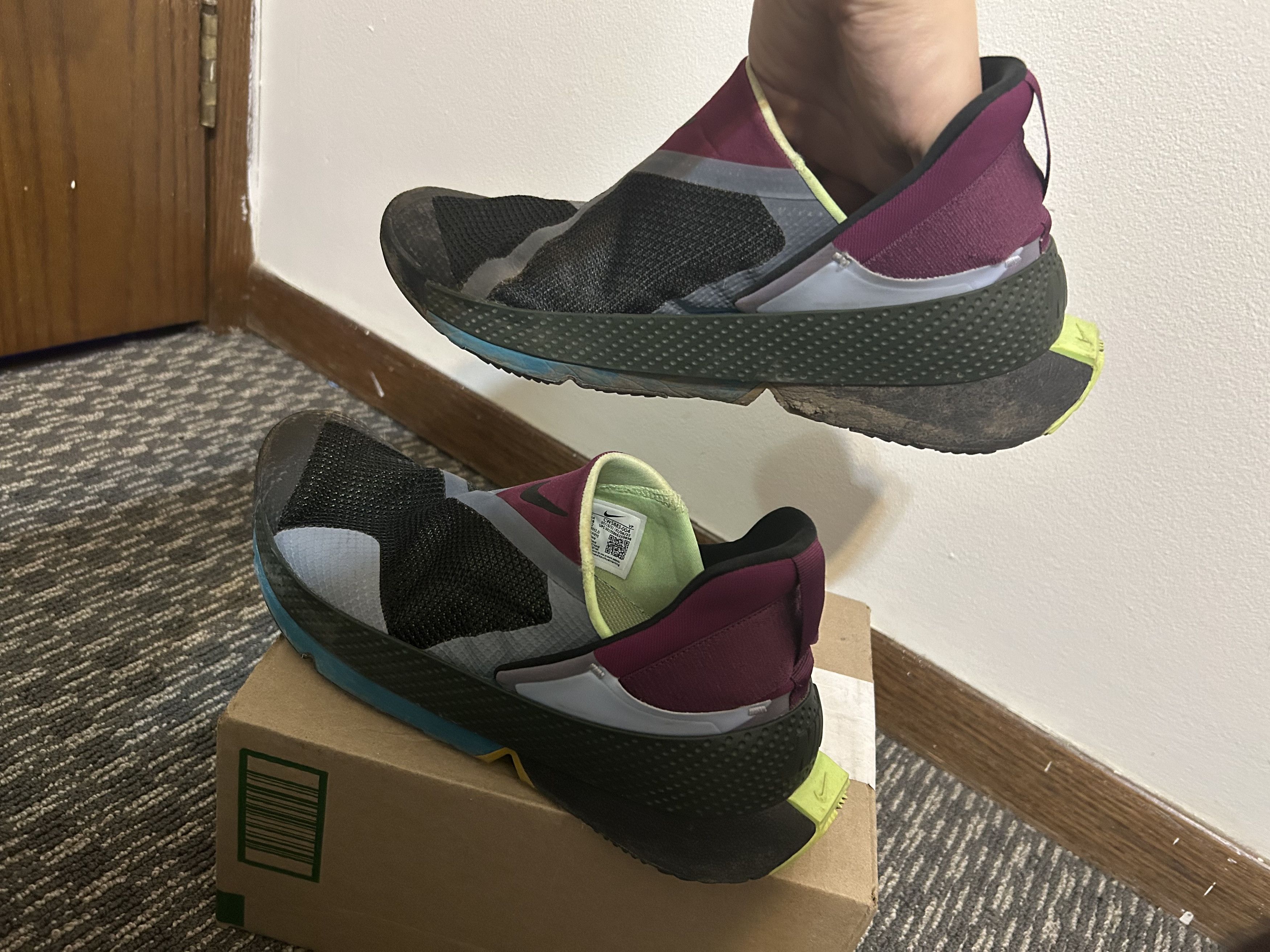Nike Nike Go FlyEase Black Lime Glow Size US 10 / EU 43 - 9 Thumbnail