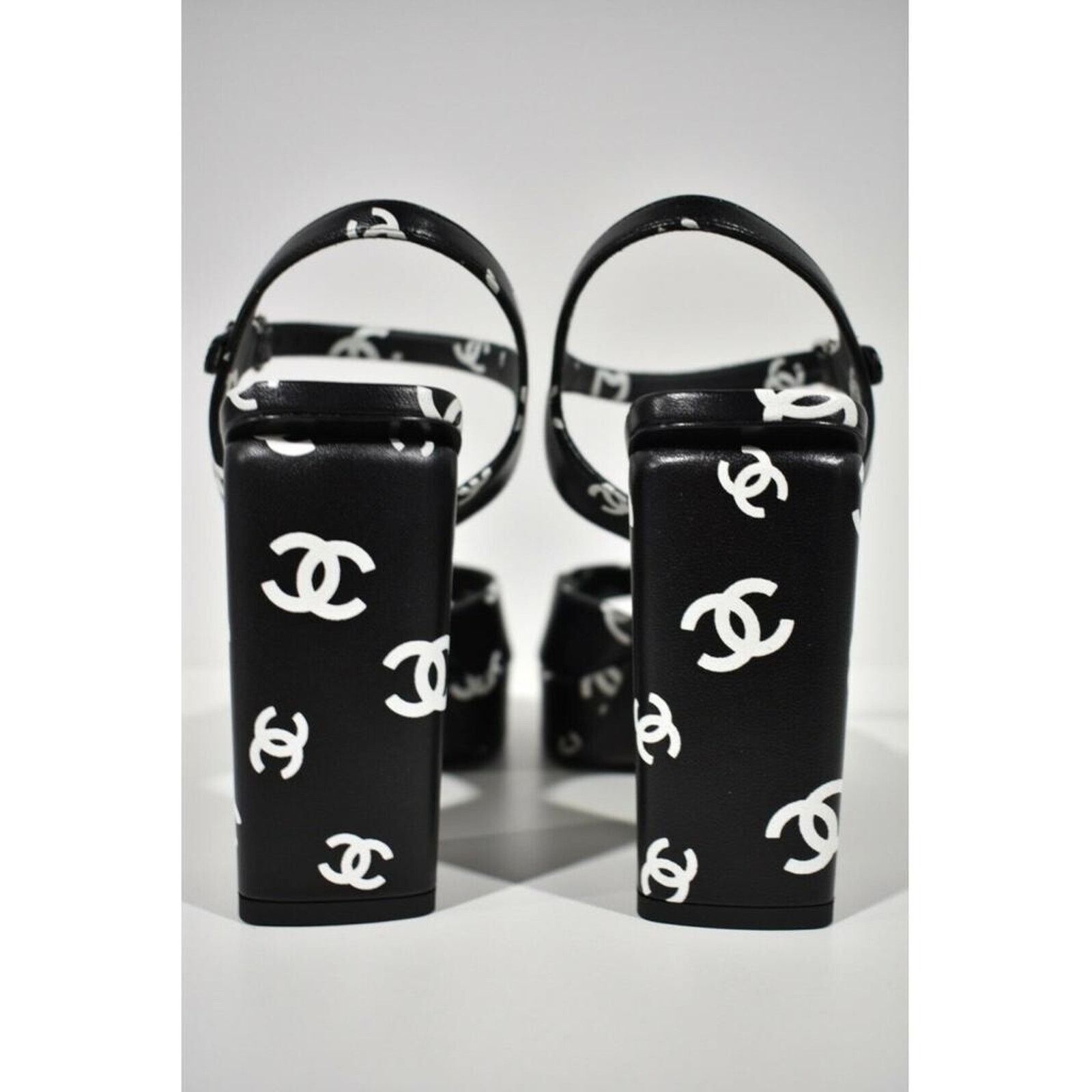 Chanel Chanel Lambskin CC Logo Platform Strap Block Heel Sandal 42 Size US 12 / IT 42 - 10 Thumbnail