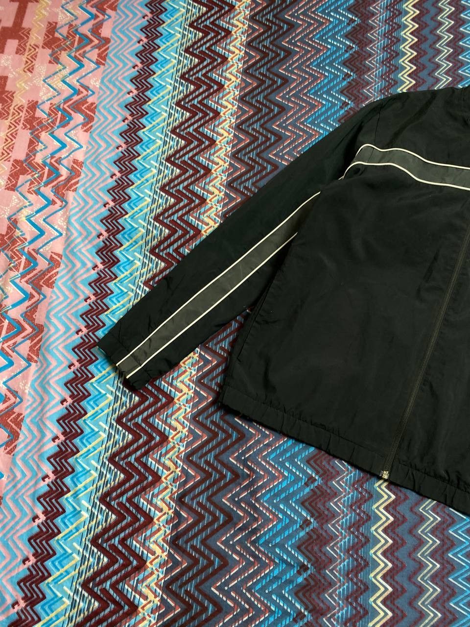 Nike NIKE Vintage Light Jacket Mini Swoosh Y2k Style Retro Vtg Size US L / EU 52-54 / 3 - 9 Thumbnail